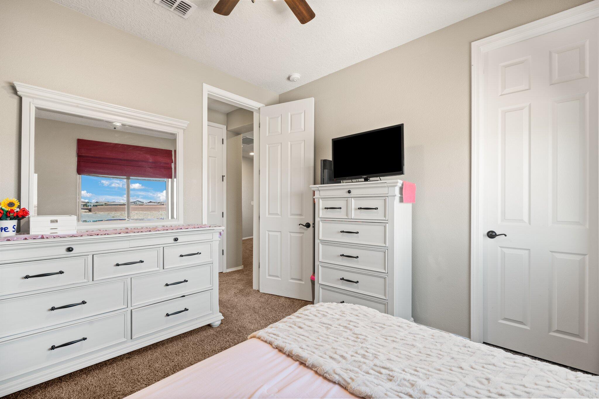 6816 LARGO VISTA Street NW