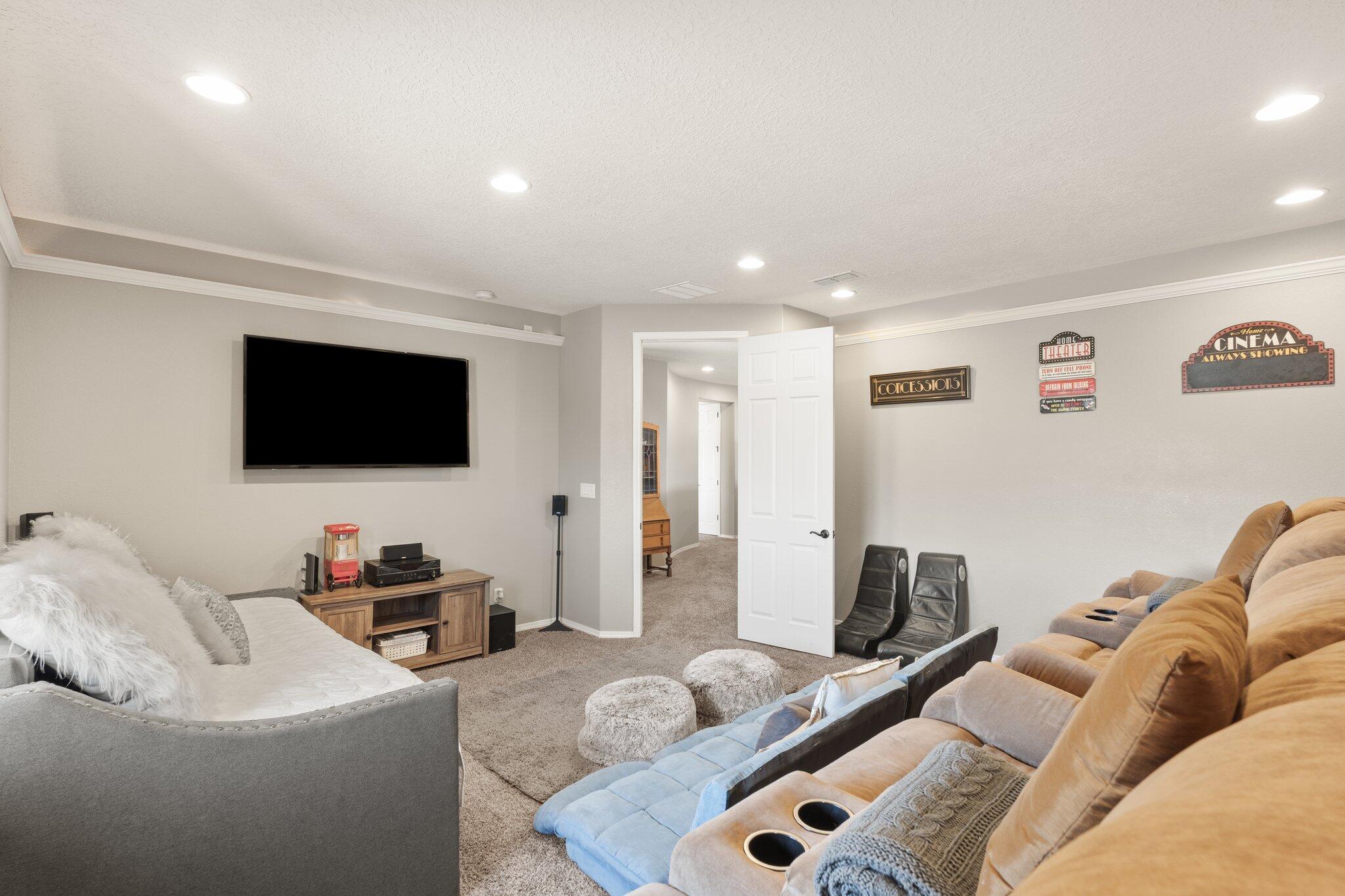 6816 LARGO VISTA Street NW