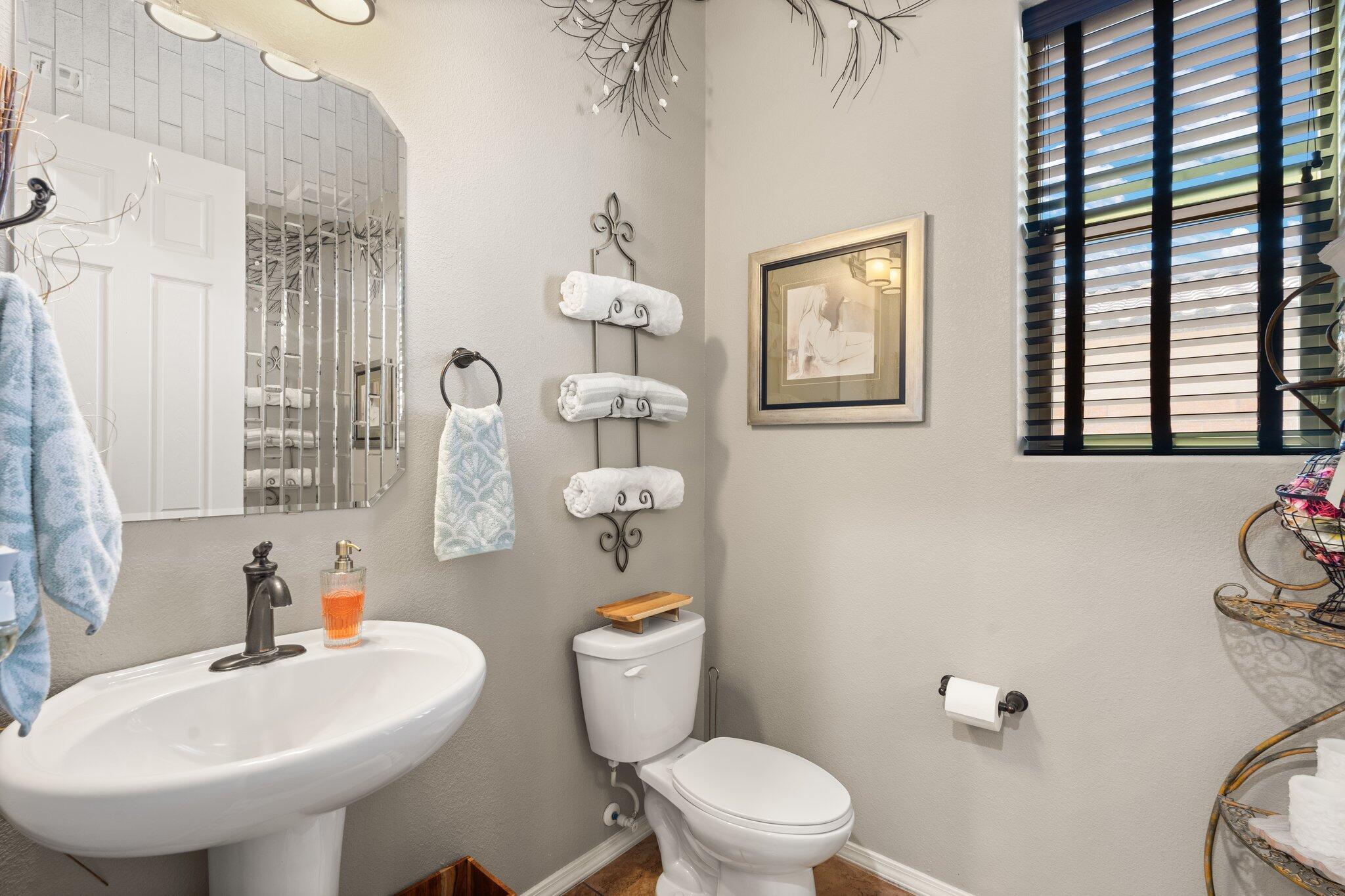 6816 LARGO VISTA Street NW