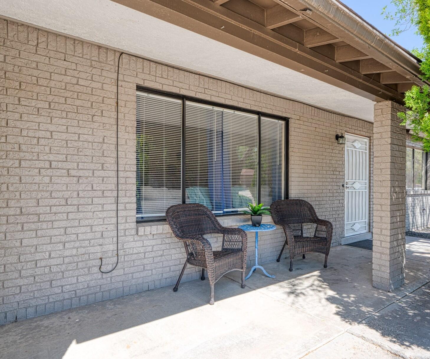 6421 Rosalind Drive NE