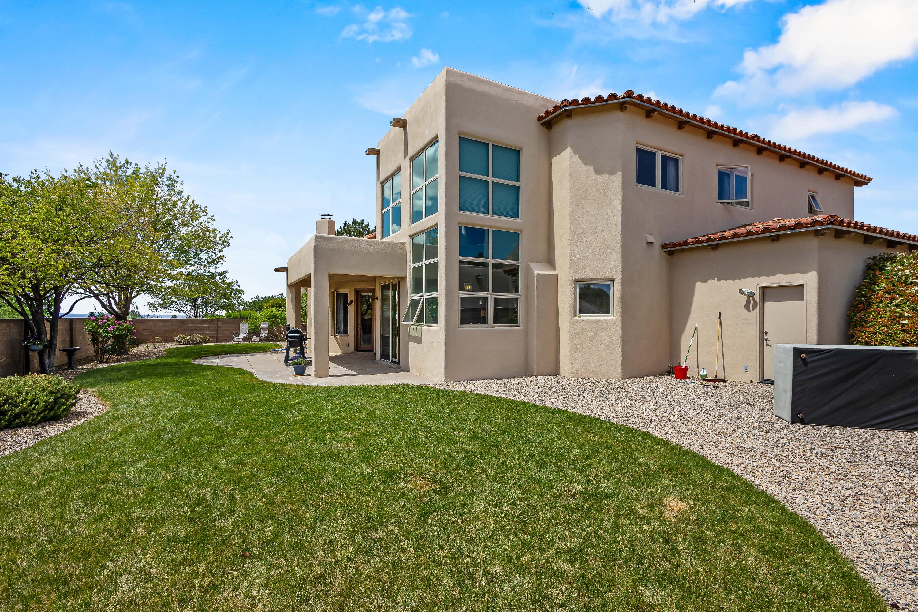 12012 SUMMERWIND Place NE