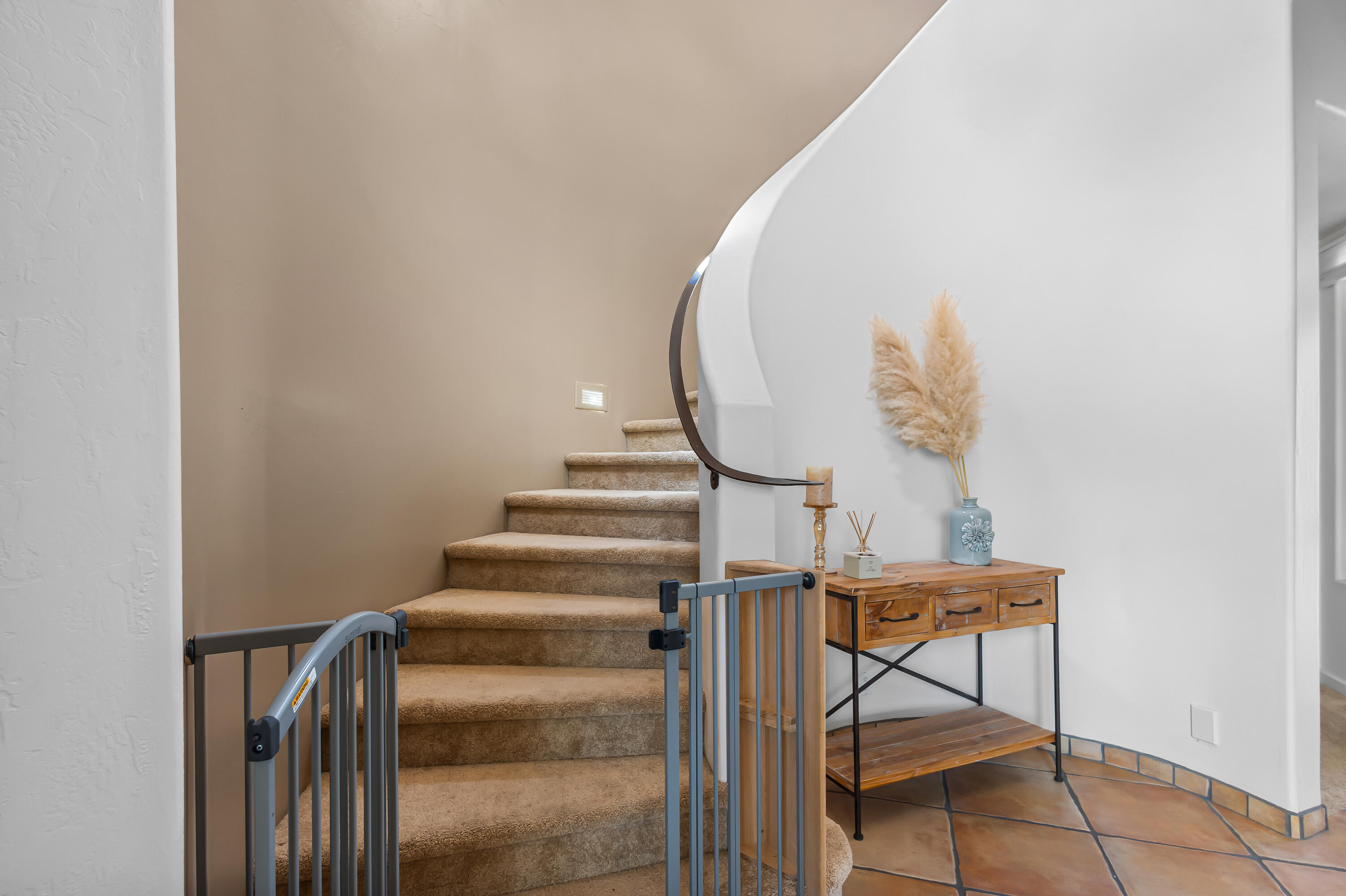 12012 SUMMERWIND Place NE