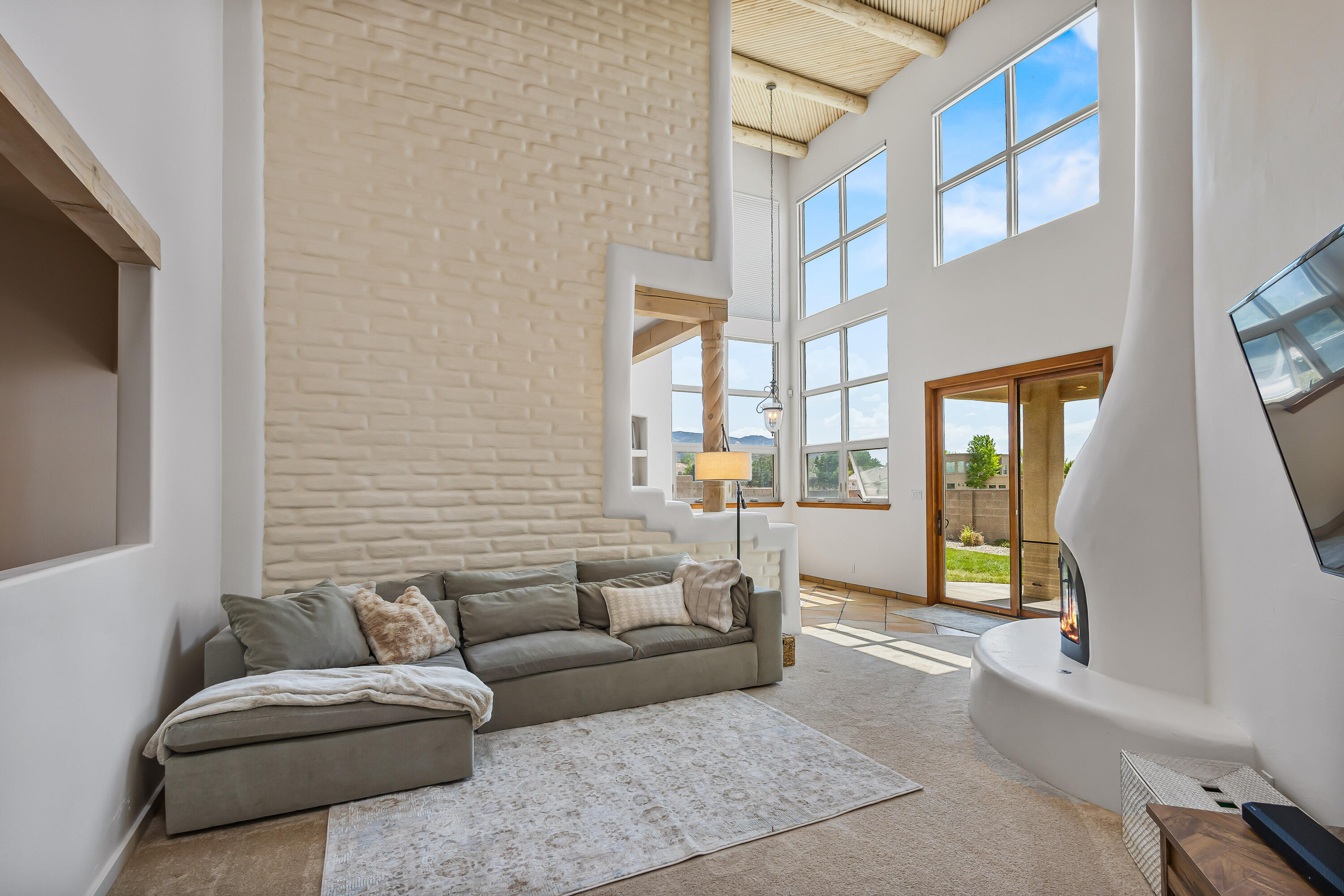 12012 SUMMERWIND Place NE