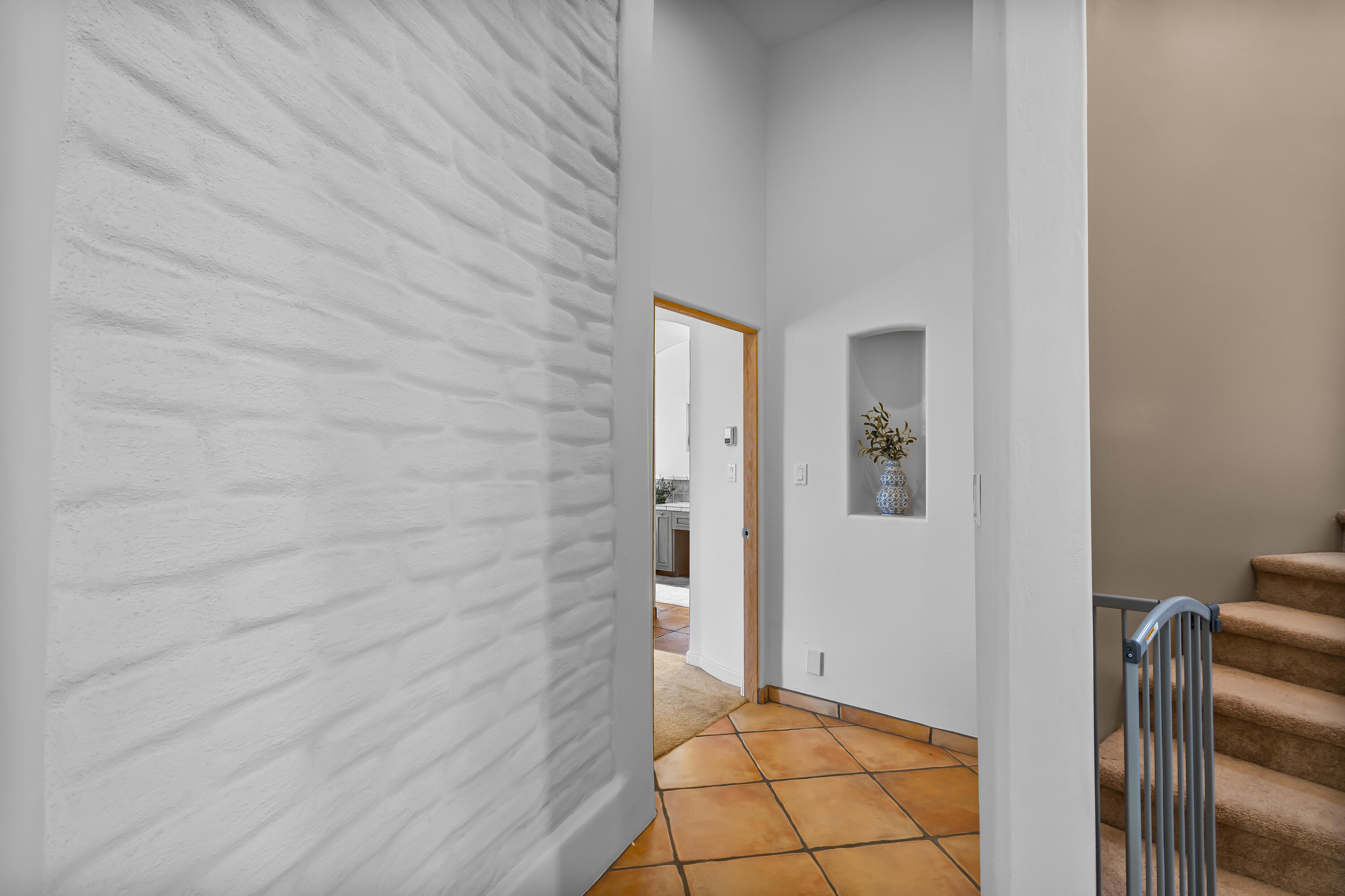 12012 SUMMERWIND Place NE