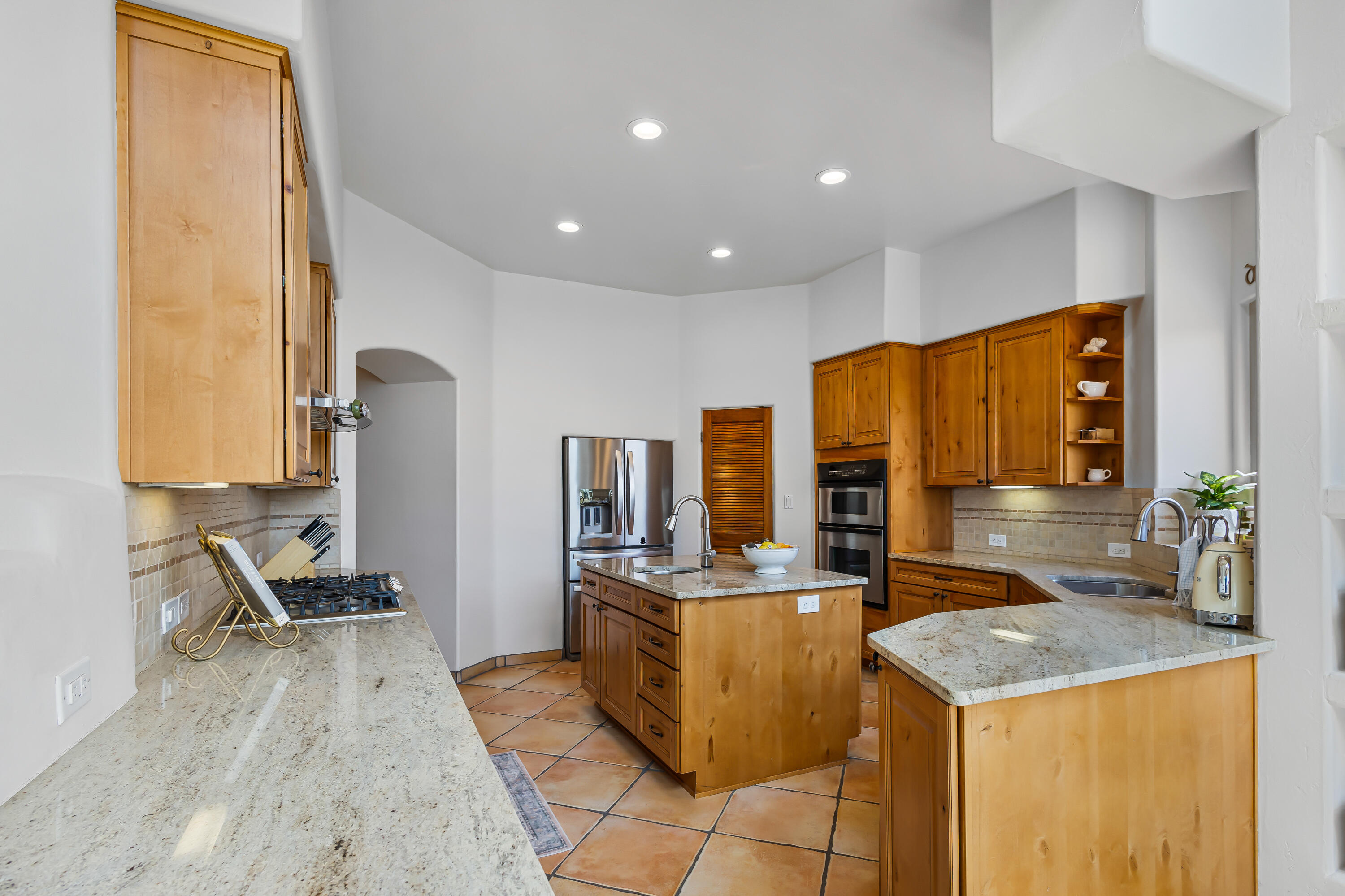 12012 SUMMERWIND Place NE