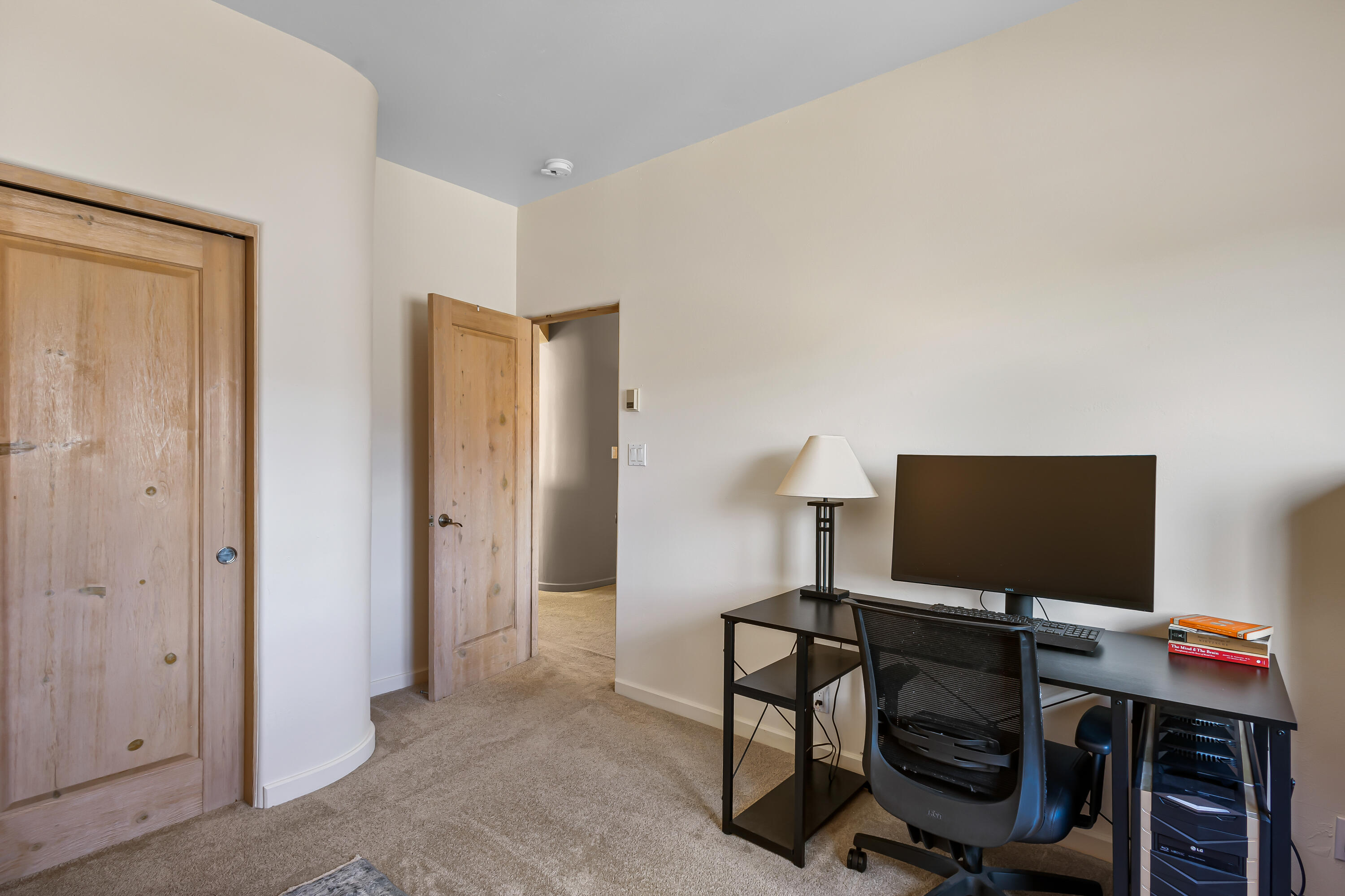 12012 SUMMERWIND Place NE