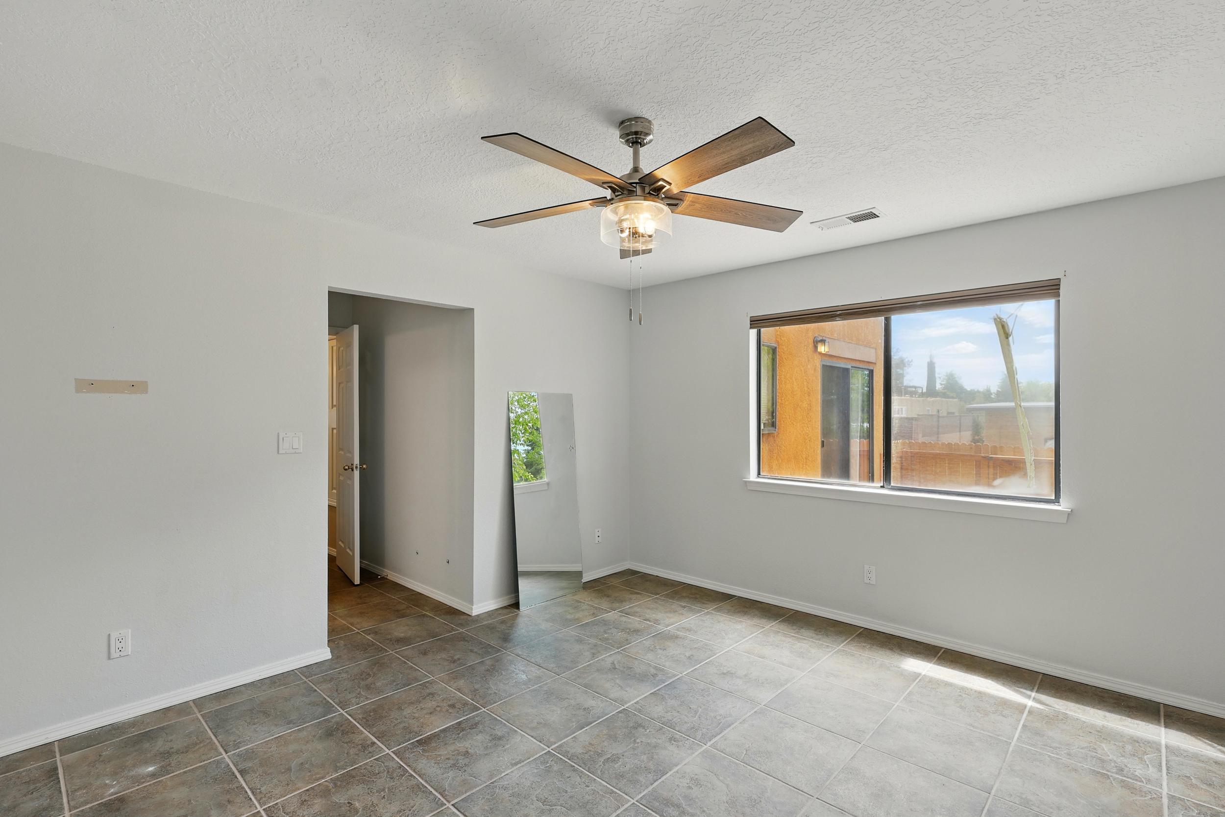 2900 VISTA DEL REY 33A
