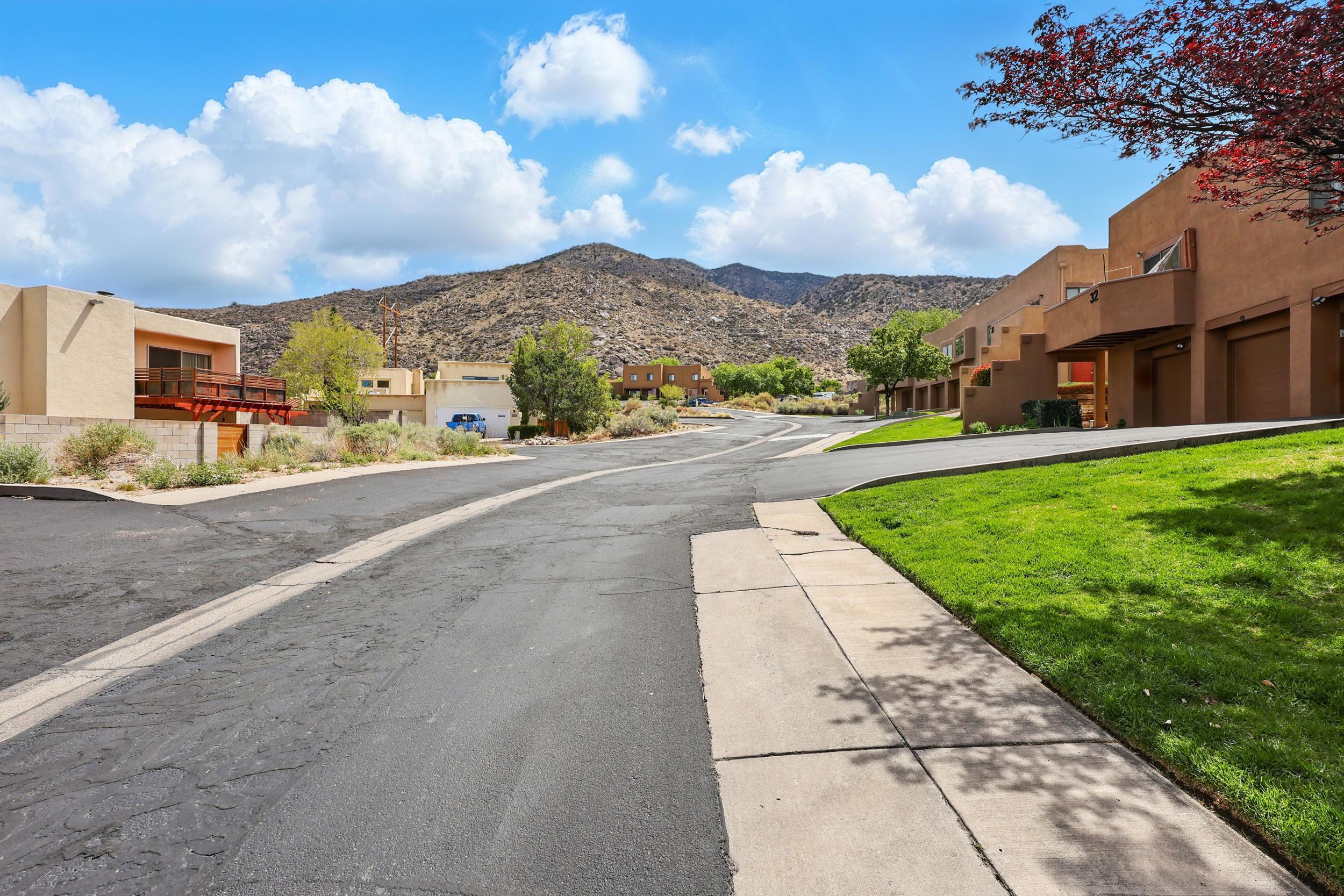 2900 VISTA DEL REY 33A