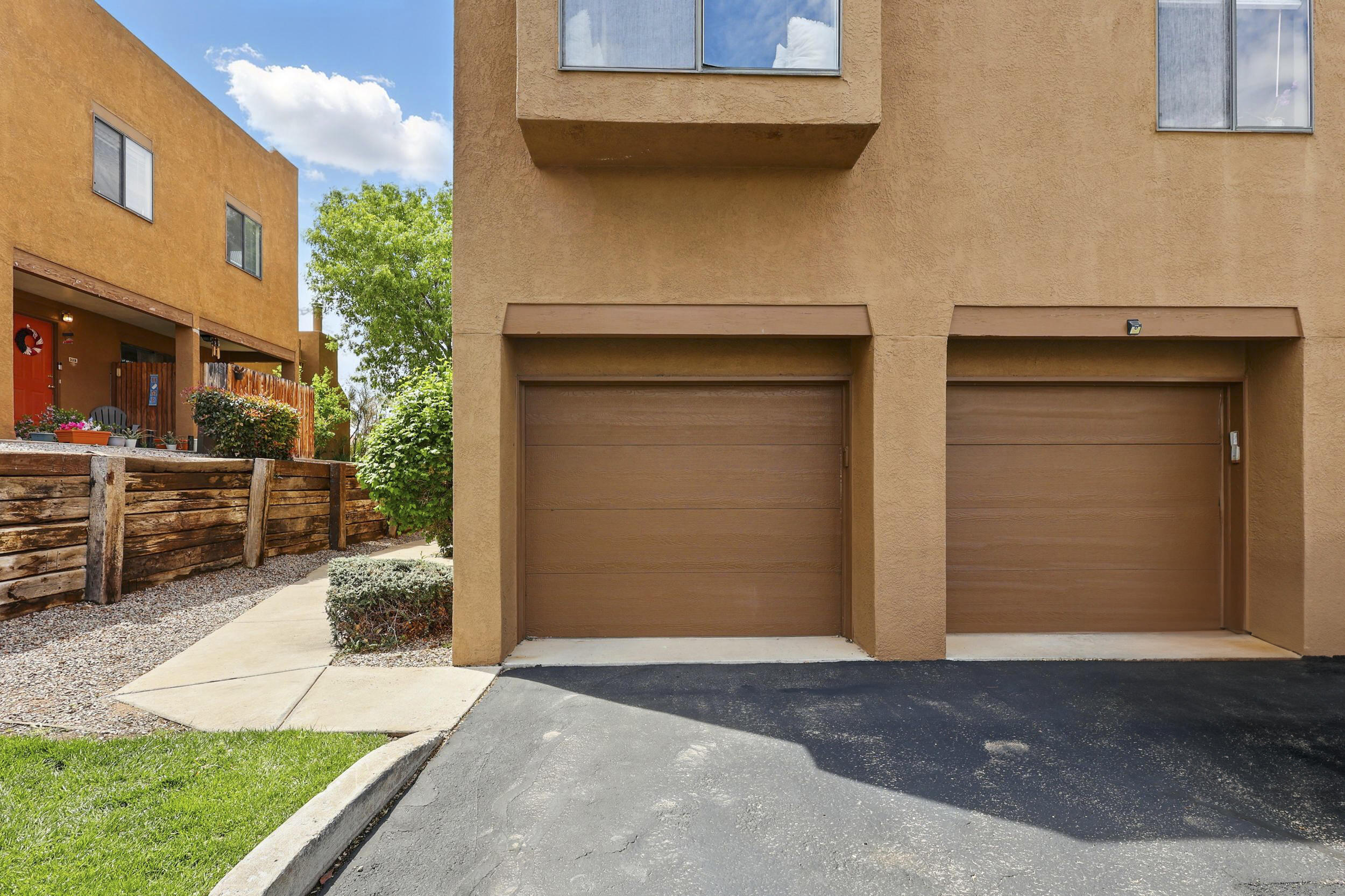 2900 VISTA DEL REY 33A