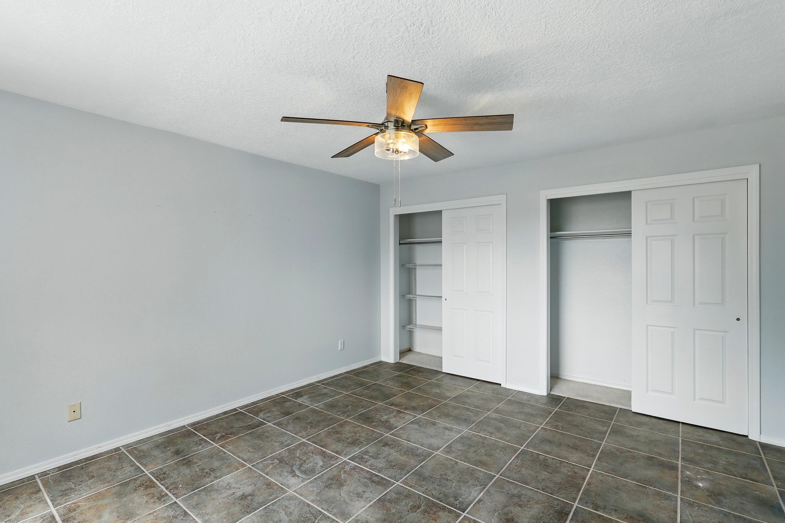 2900 VISTA DEL REY 33A
