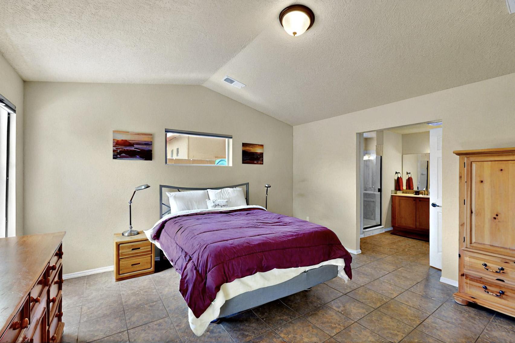 10912 SALTILLO Street NW