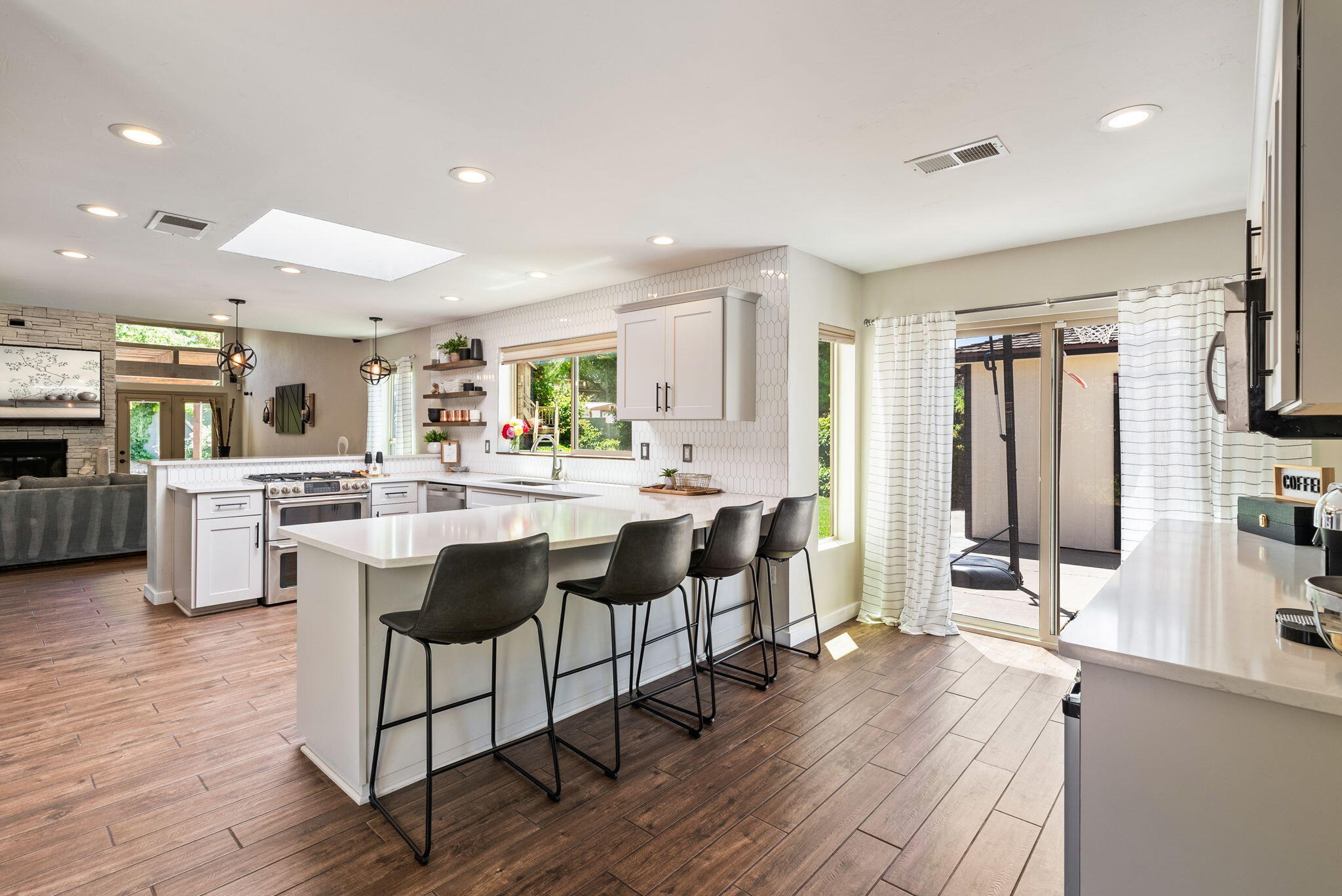 5512 ESTRELLITA DEL NORTE Road NE