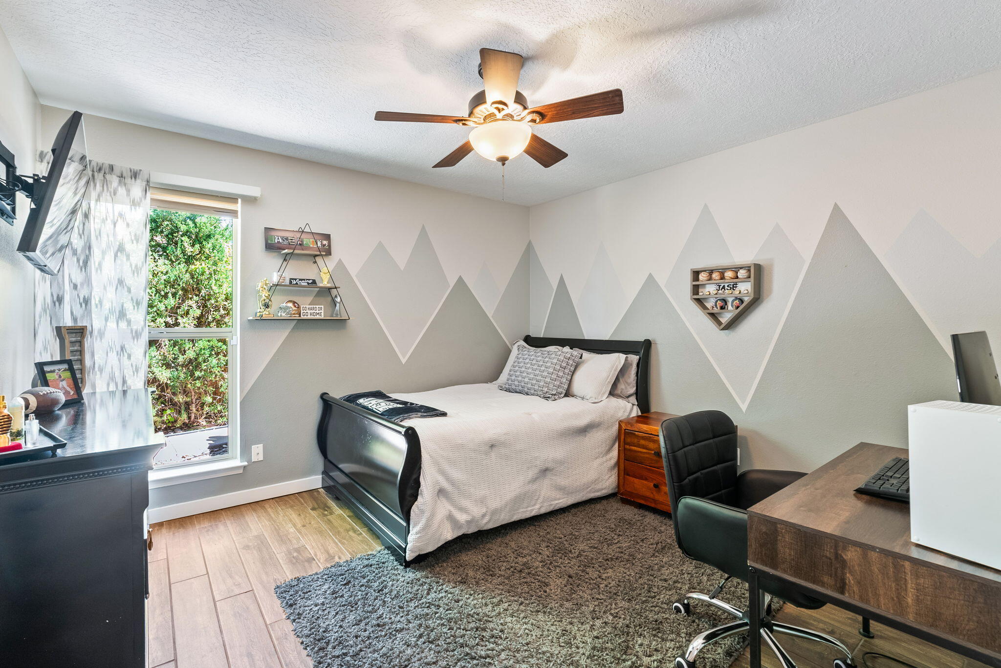 5512 ESTRELLITA DEL NORTE Road NE