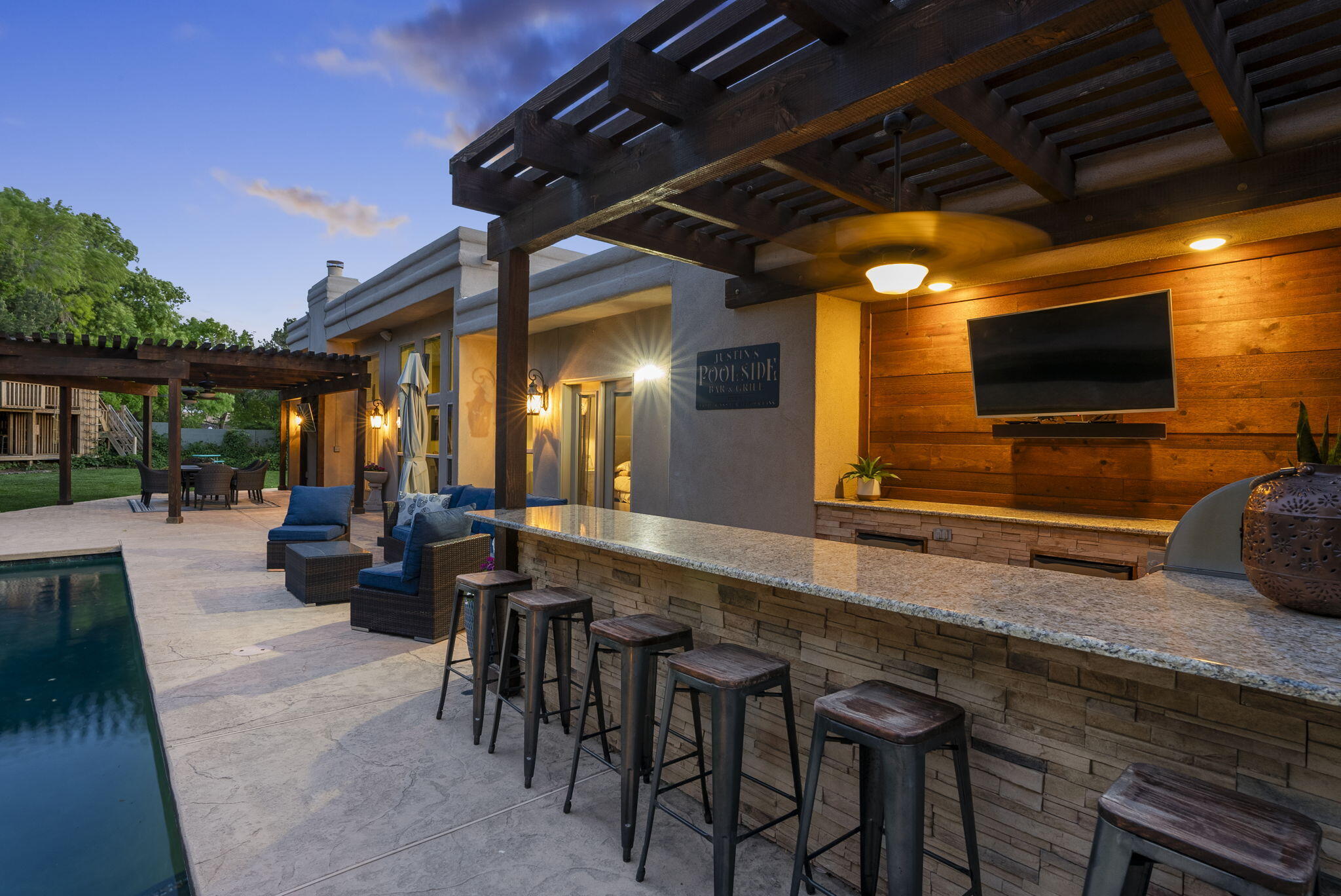 5512 ESTRELLITA DEL NORTE Road NE