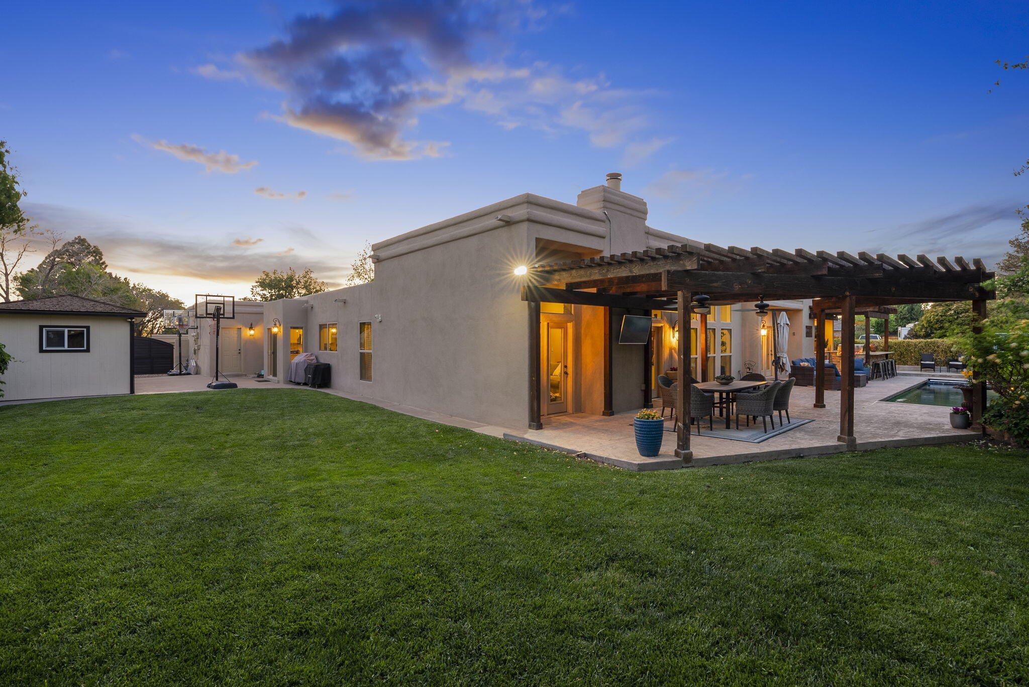 5512 ESTRELLITA DEL NORTE Road NE