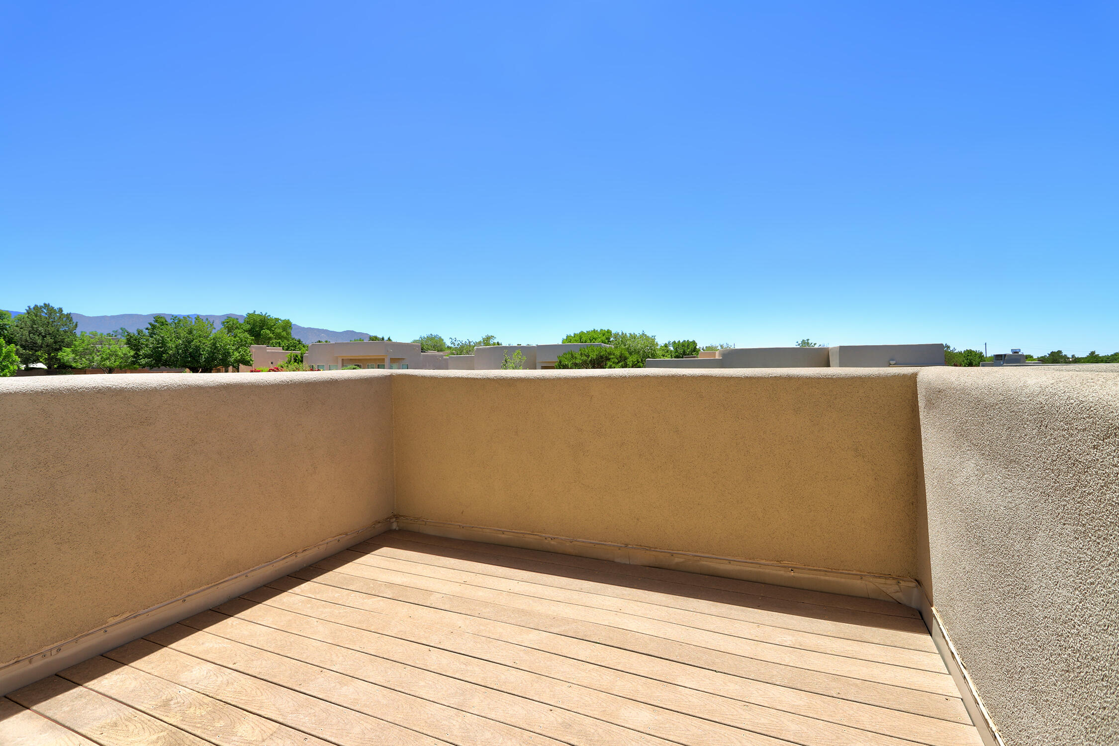 7335 BLUE MOON Lane NE