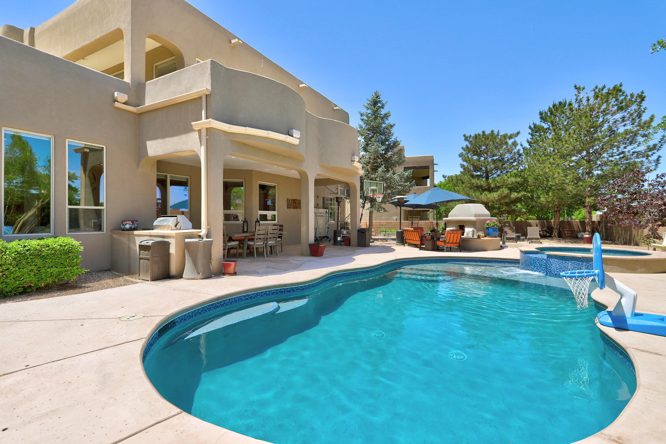 7335 BLUE MOON Lane NE