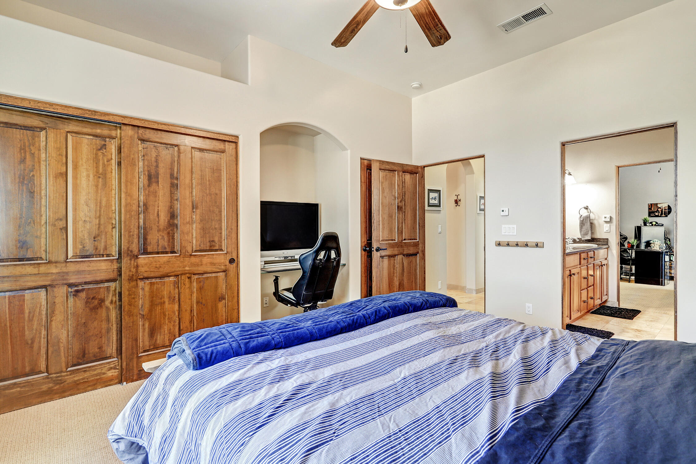 7335 BLUE MOON Lane NE