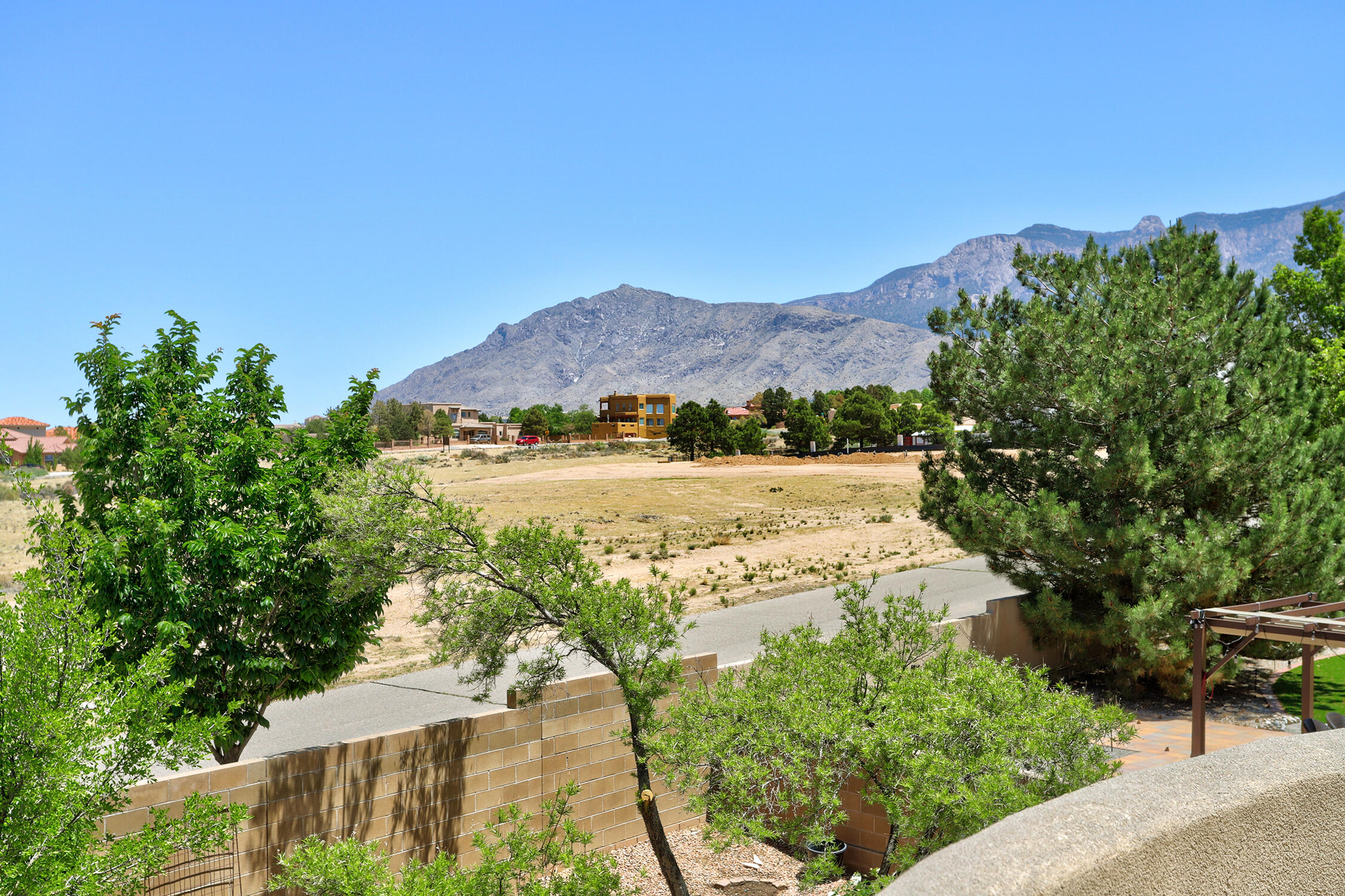 7335 BLUE MOON Lane NE