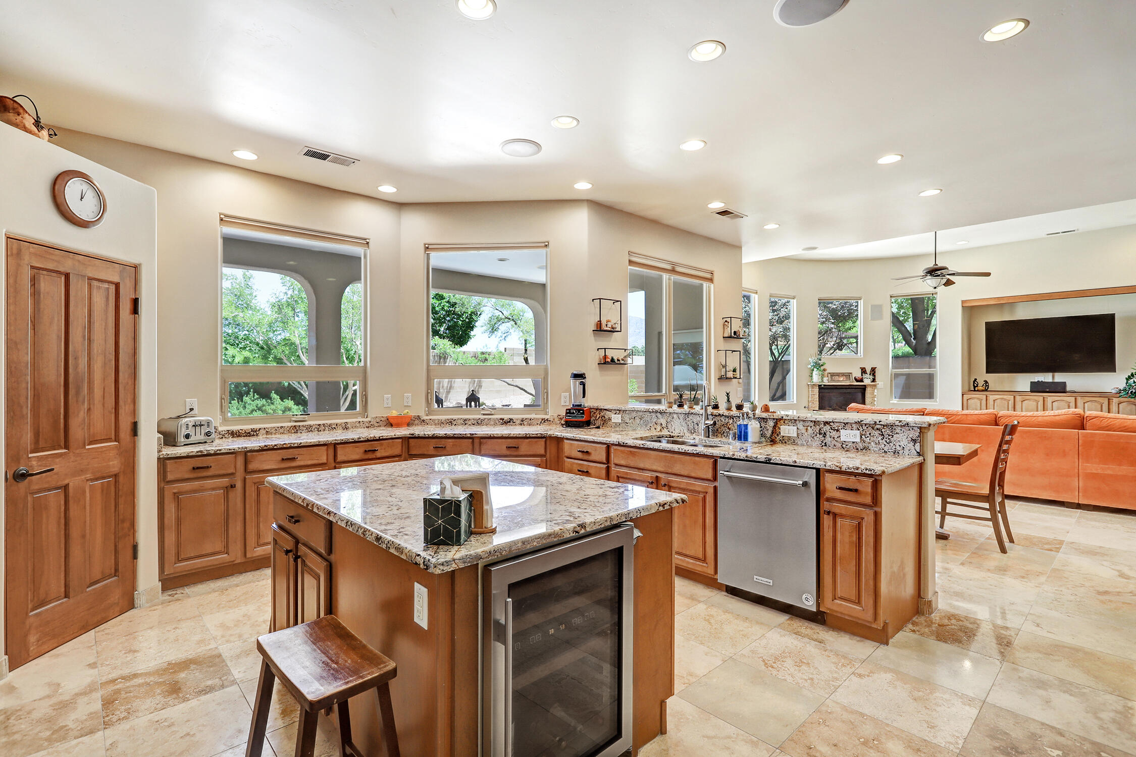 7335 BLUE MOON Lane NE