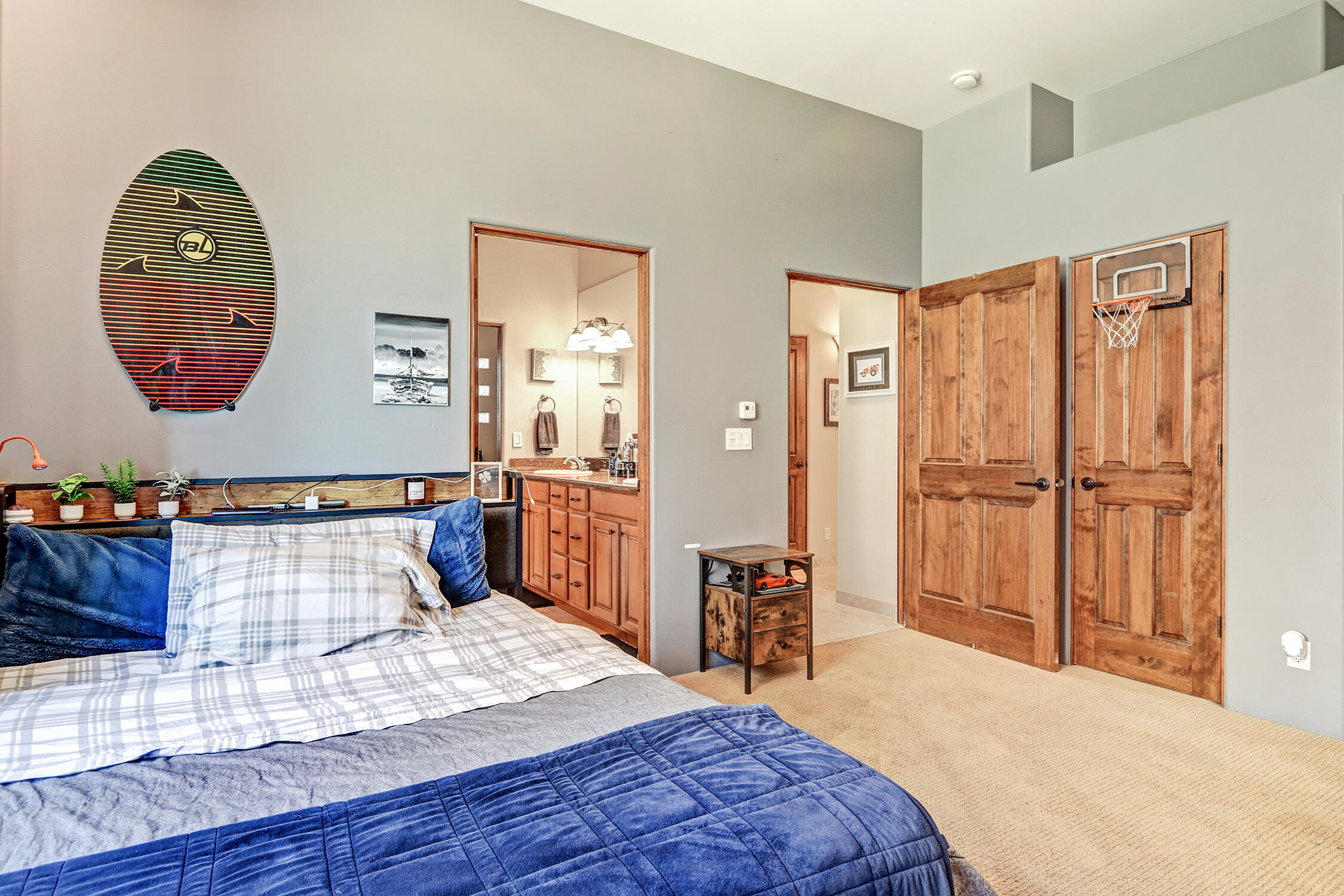 7335 BLUE MOON Lane NE