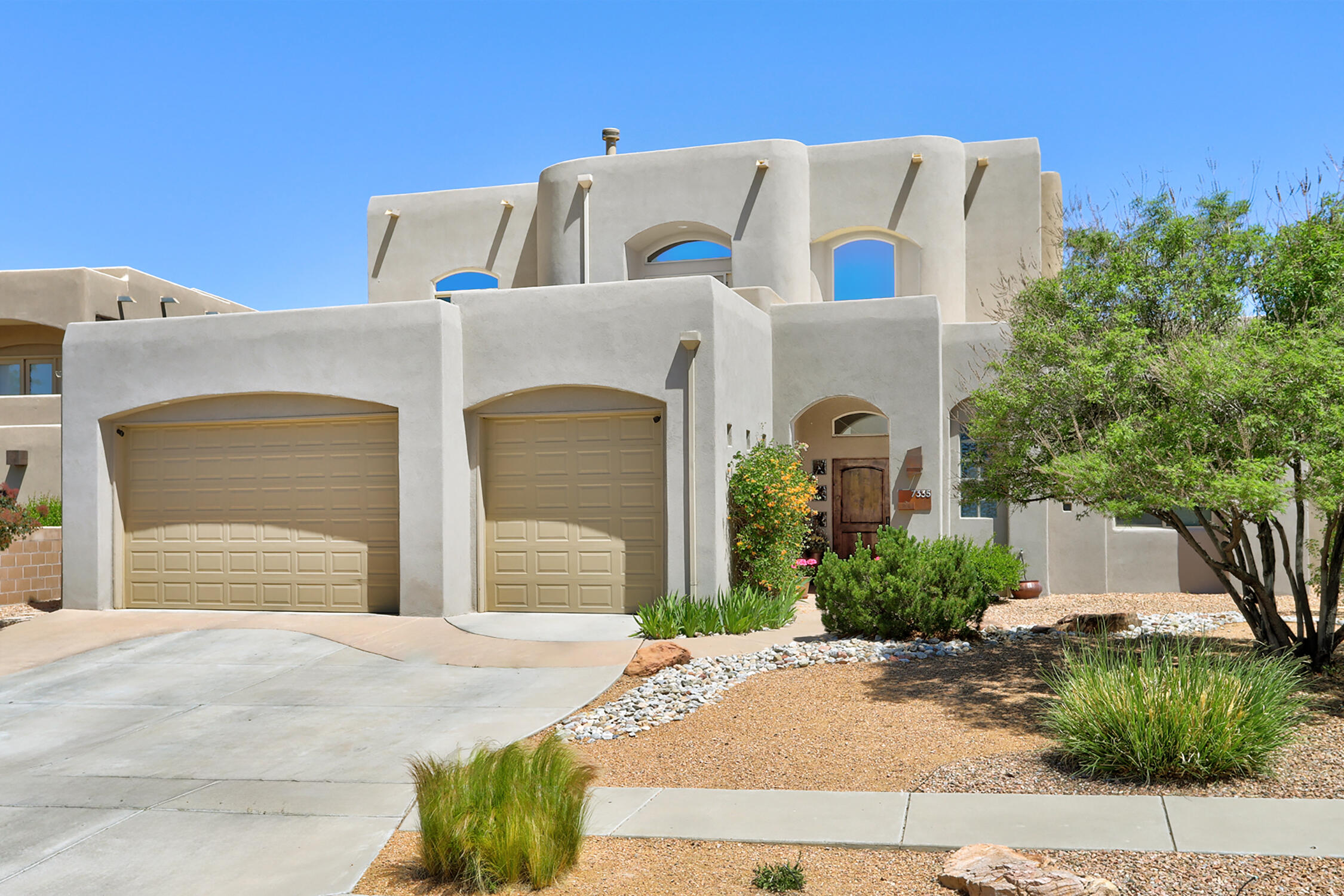 7335 BLUE MOON Lane NE