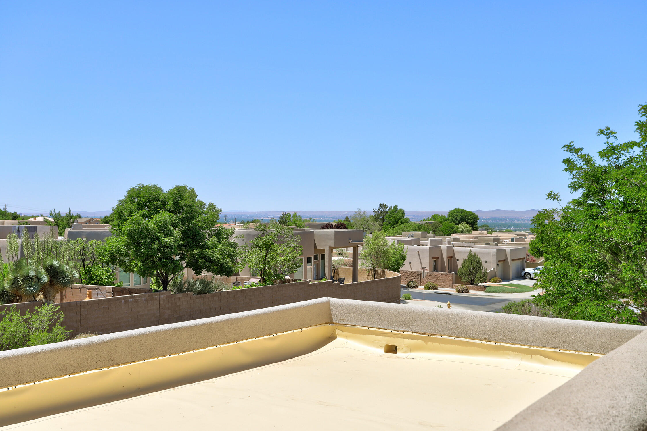 7335 BLUE MOON Lane NE