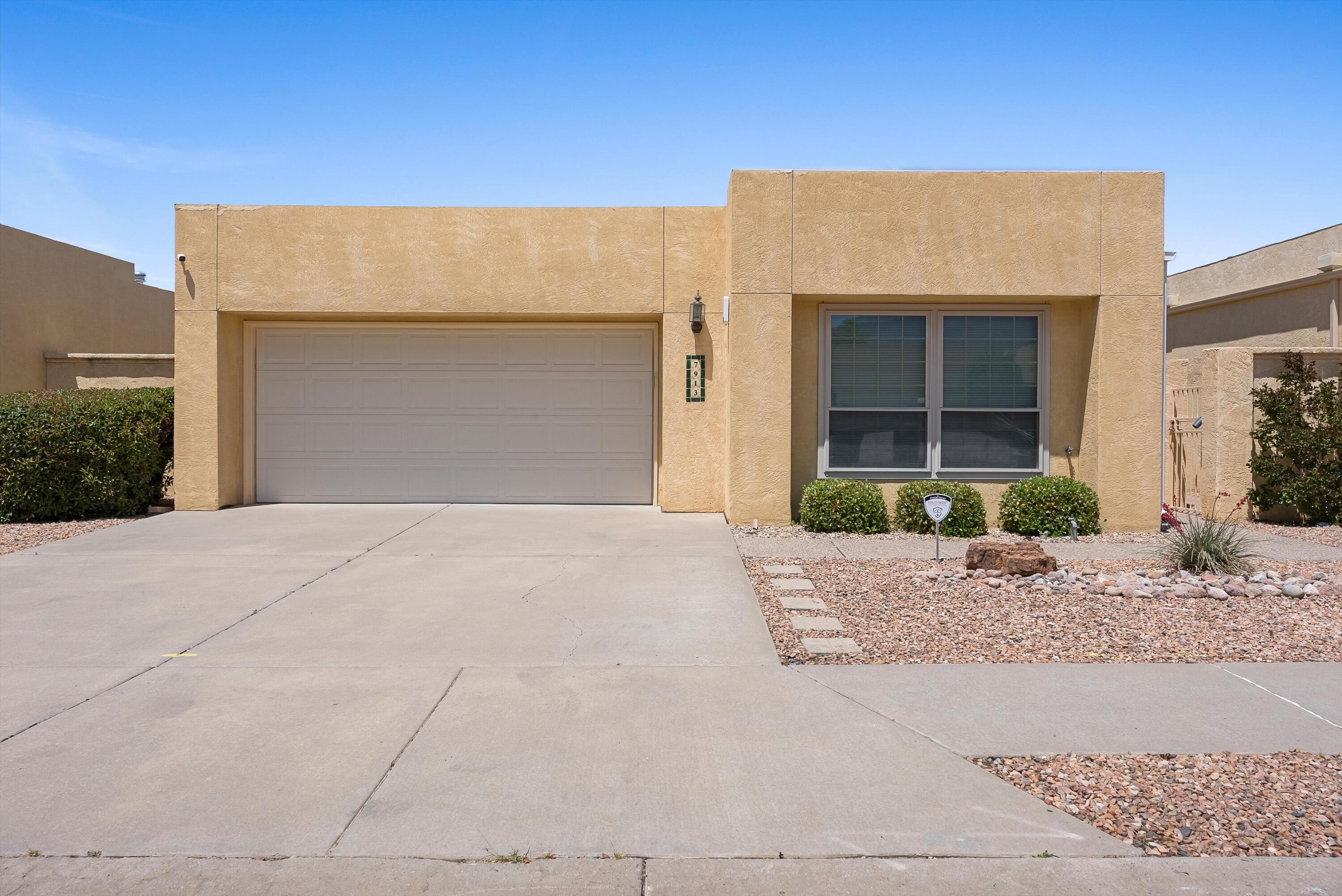 7913 WOODRIDGE Drive NE