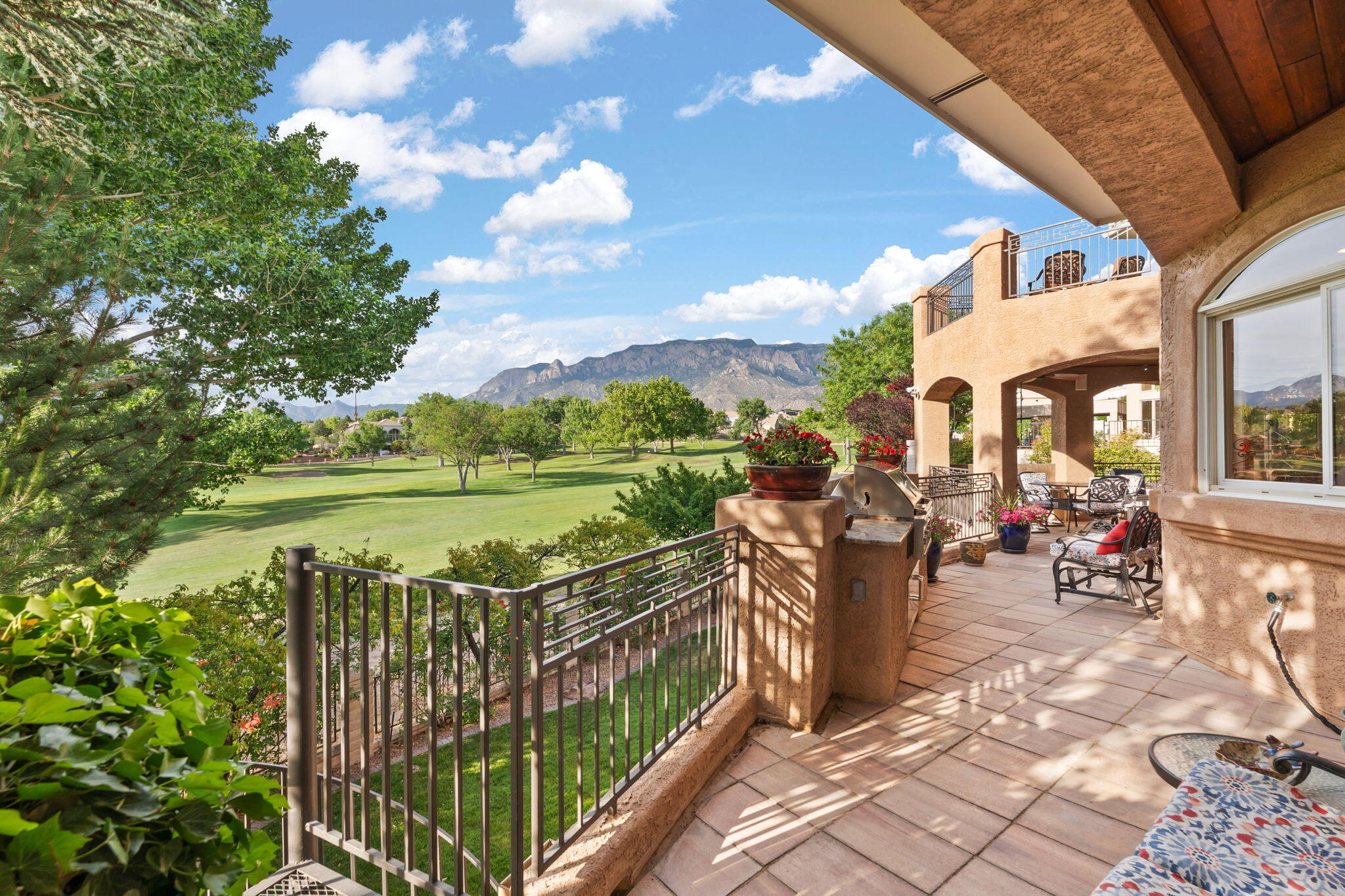 11611 PAGANICA Way NE