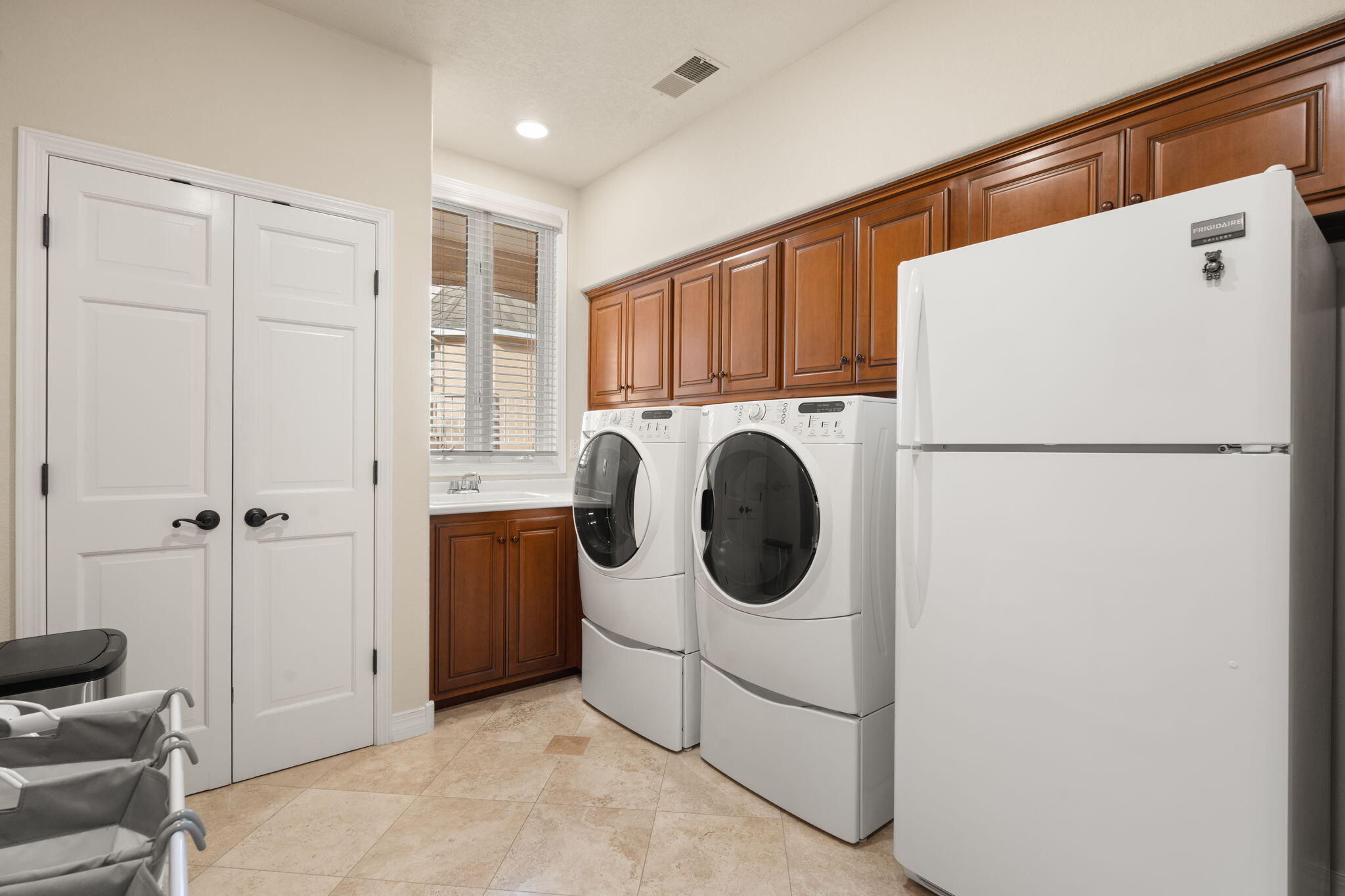 11611 PAGANICA Way NE