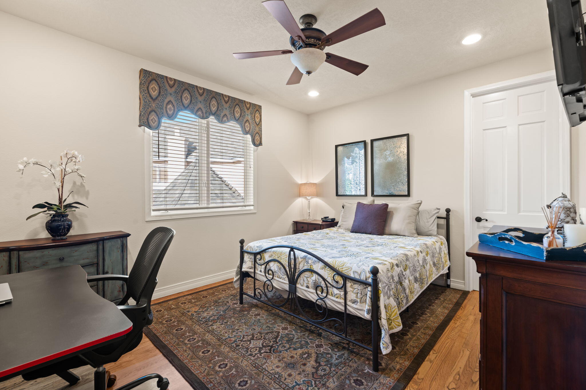 11611 PAGANICA Way NE