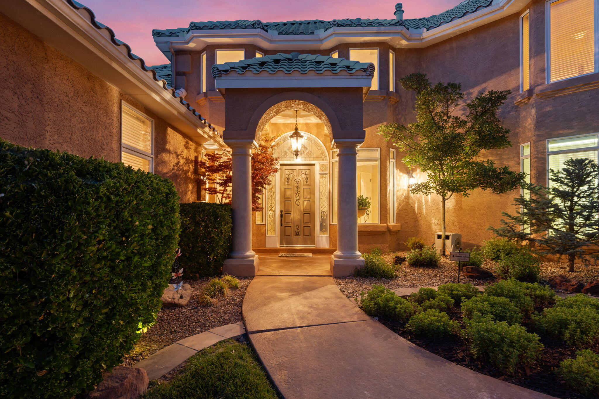 11611 PAGANICA Way NE