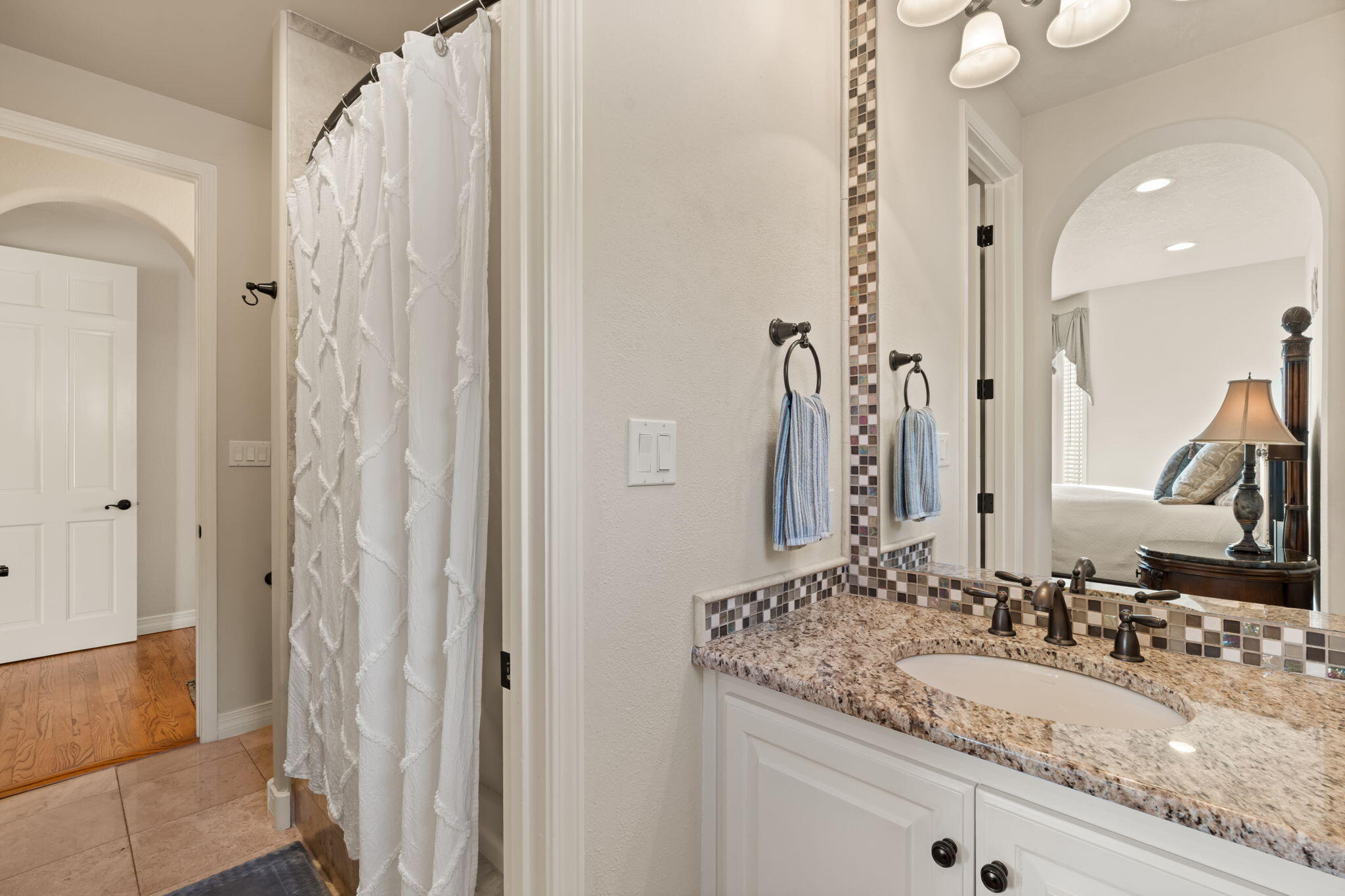 11611 PAGANICA Way NE