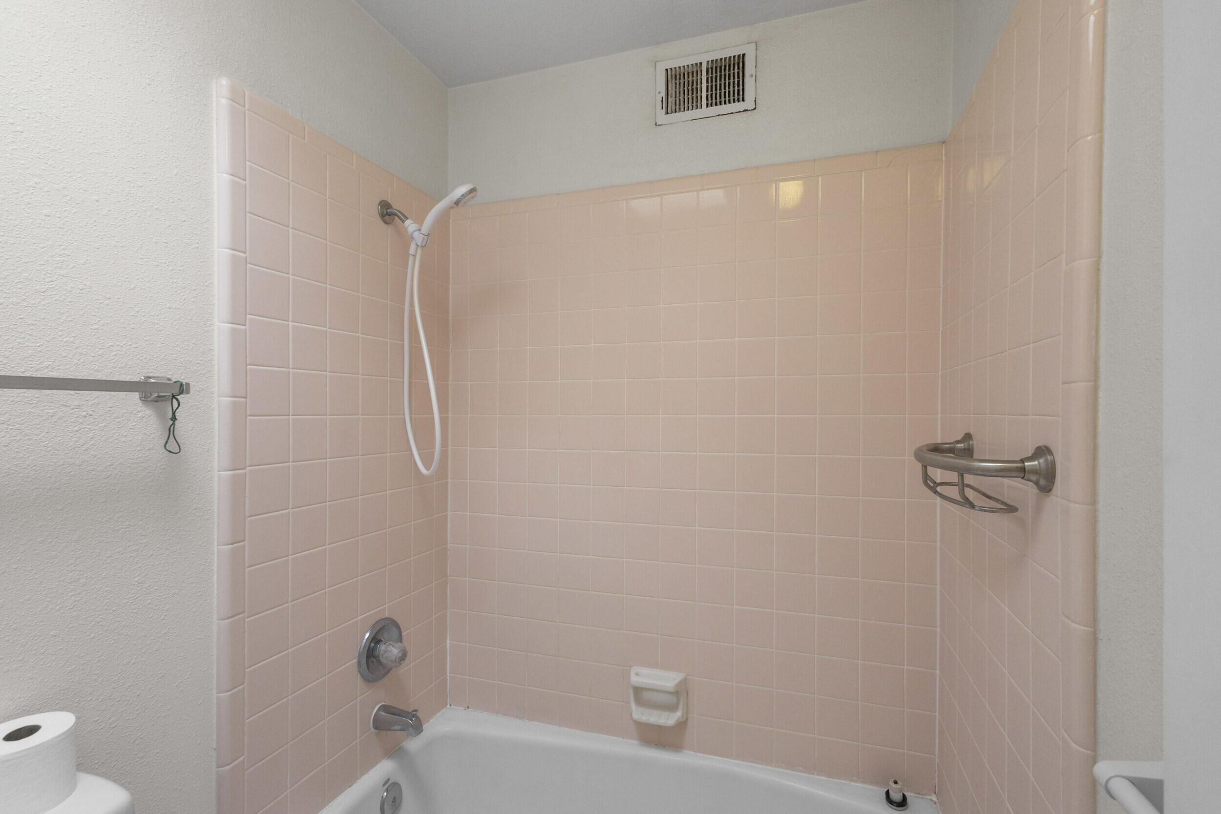 6549 CLIFFROSE Road NW