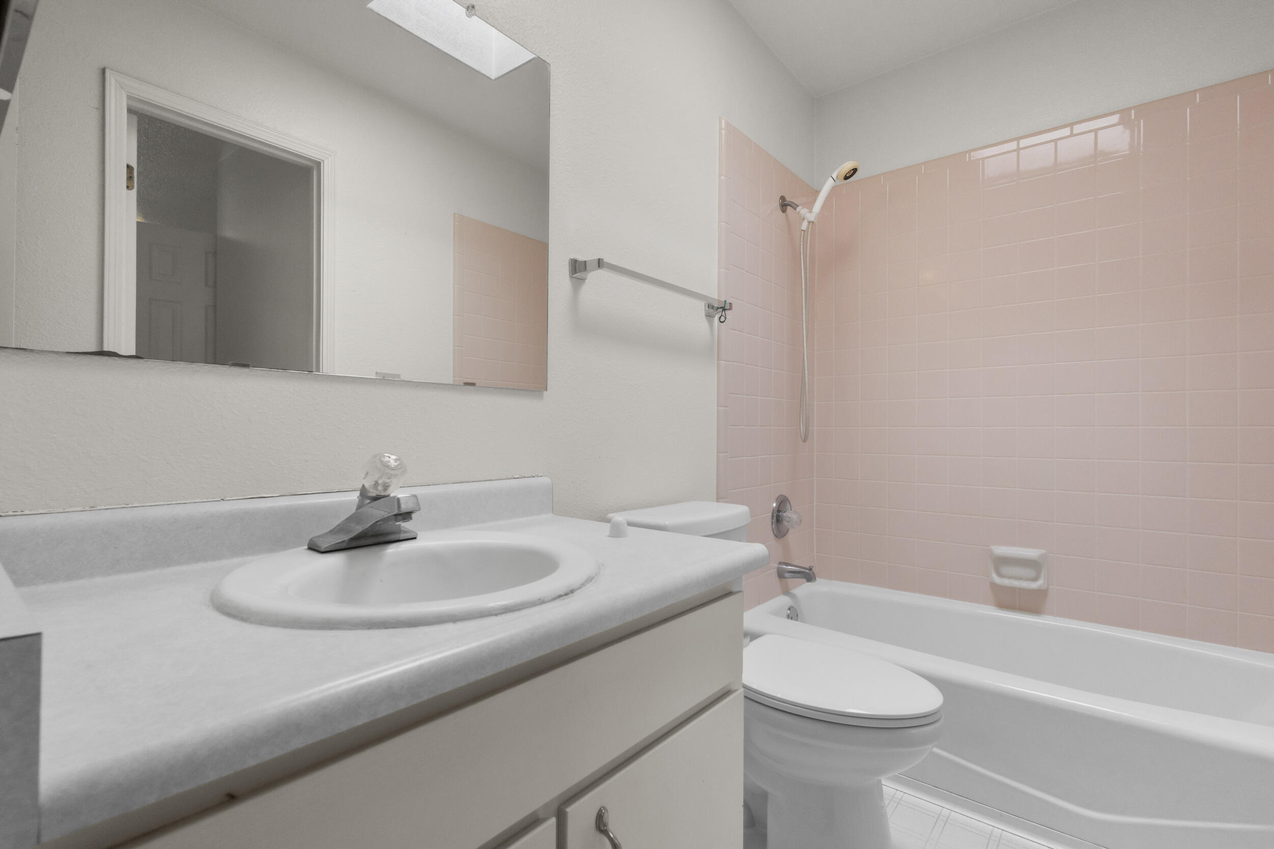 6549 CLIFFROSE Road NW