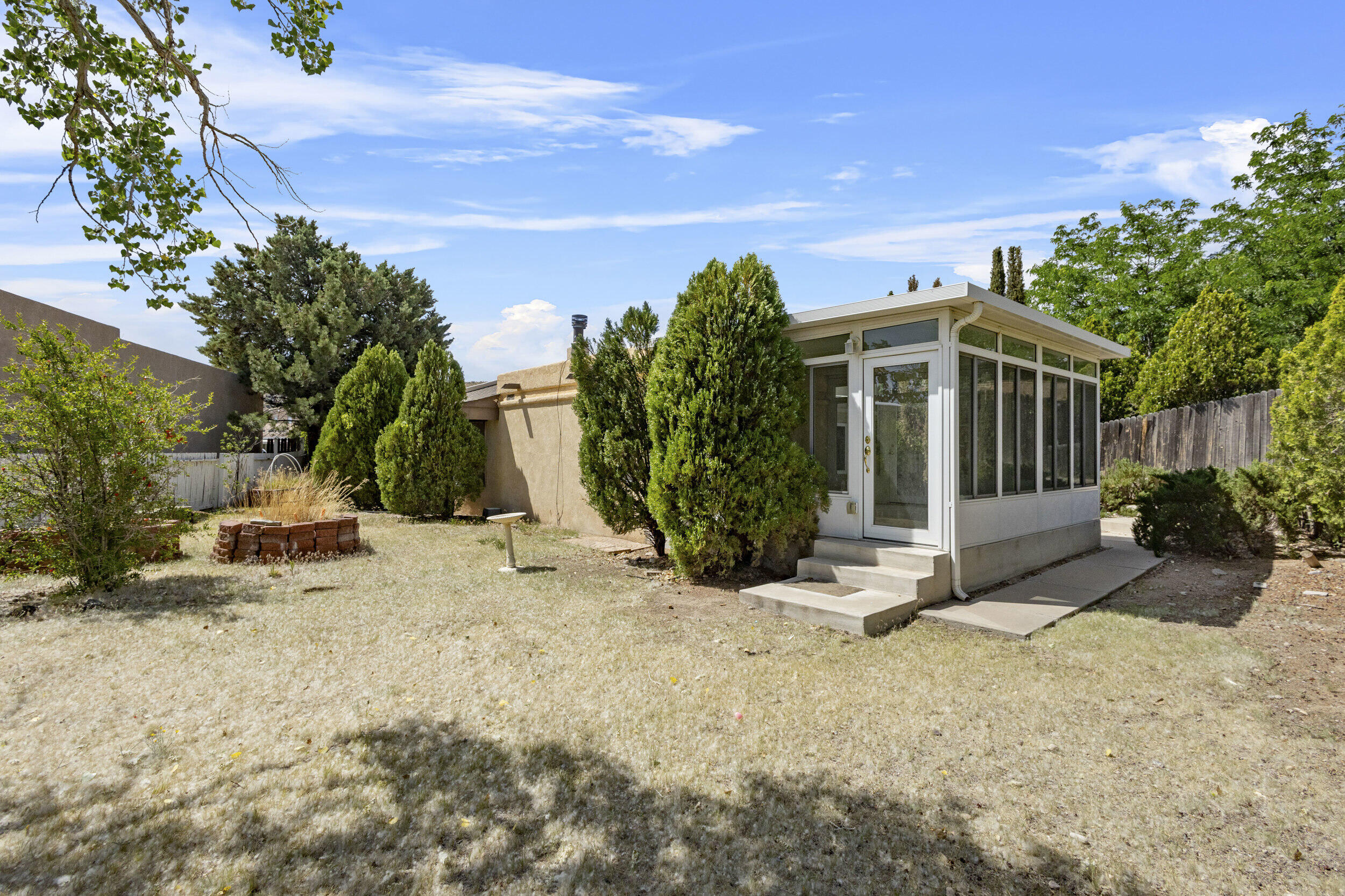 6549 CLIFFROSE Road NW