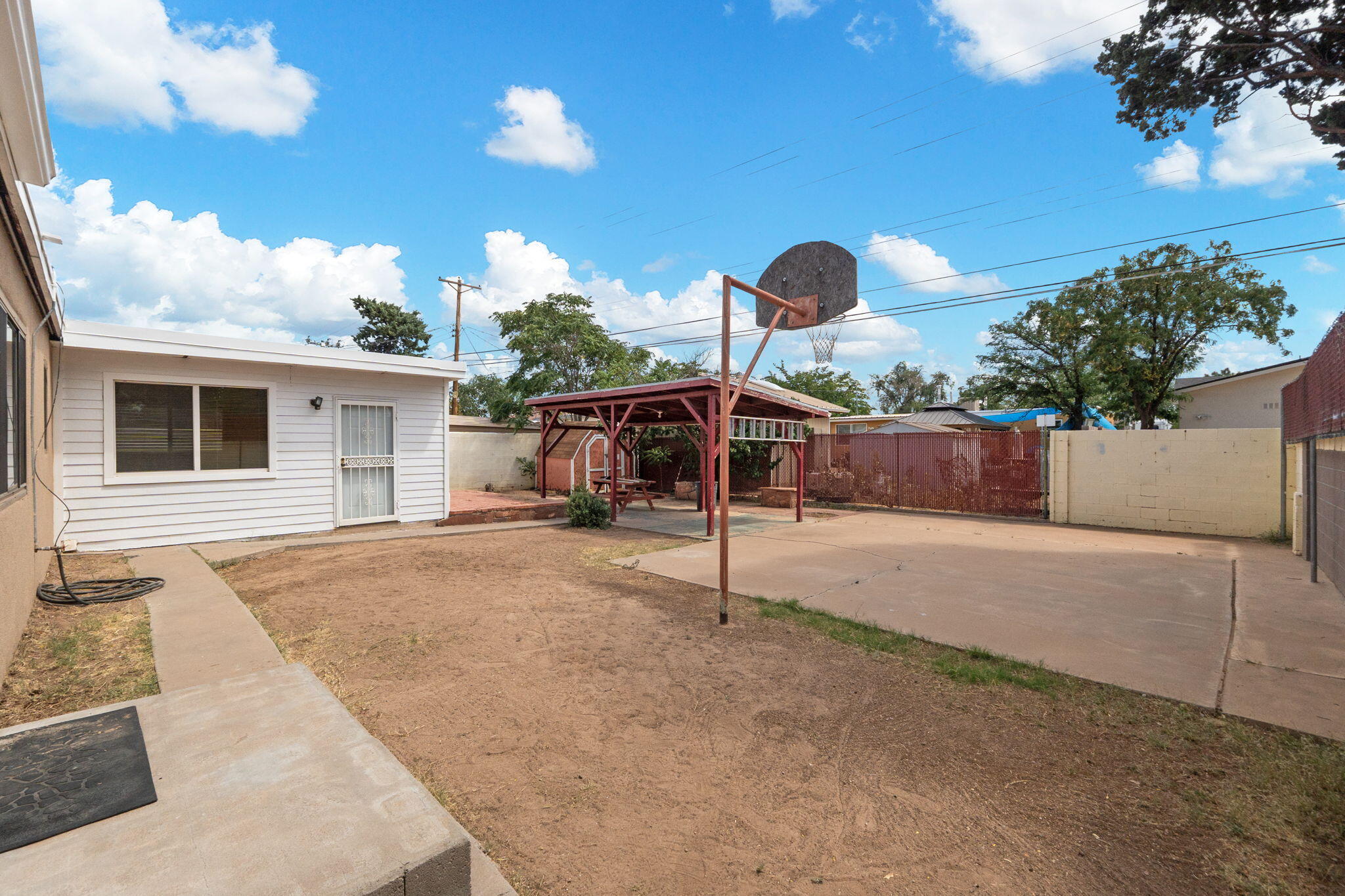 4908 PALO DURO Avenue NE