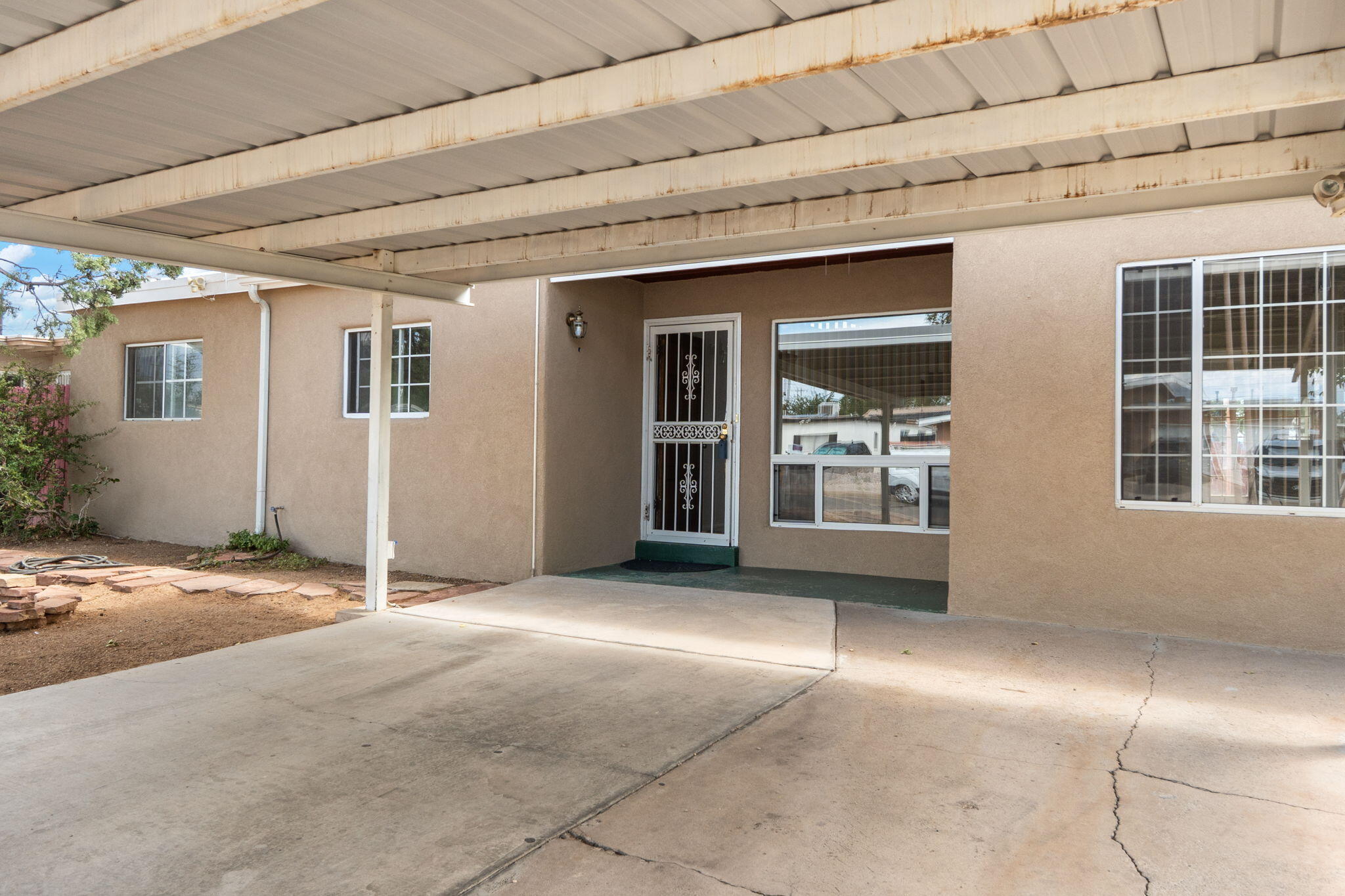 4908 PALO DURO Avenue NE