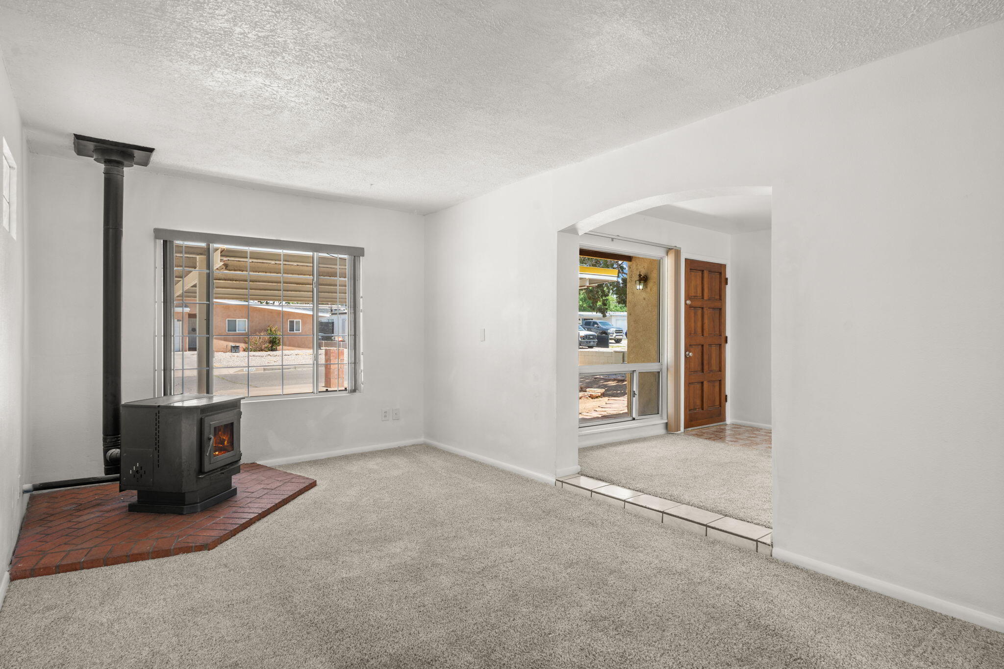 4908 PALO DURO Avenue NE