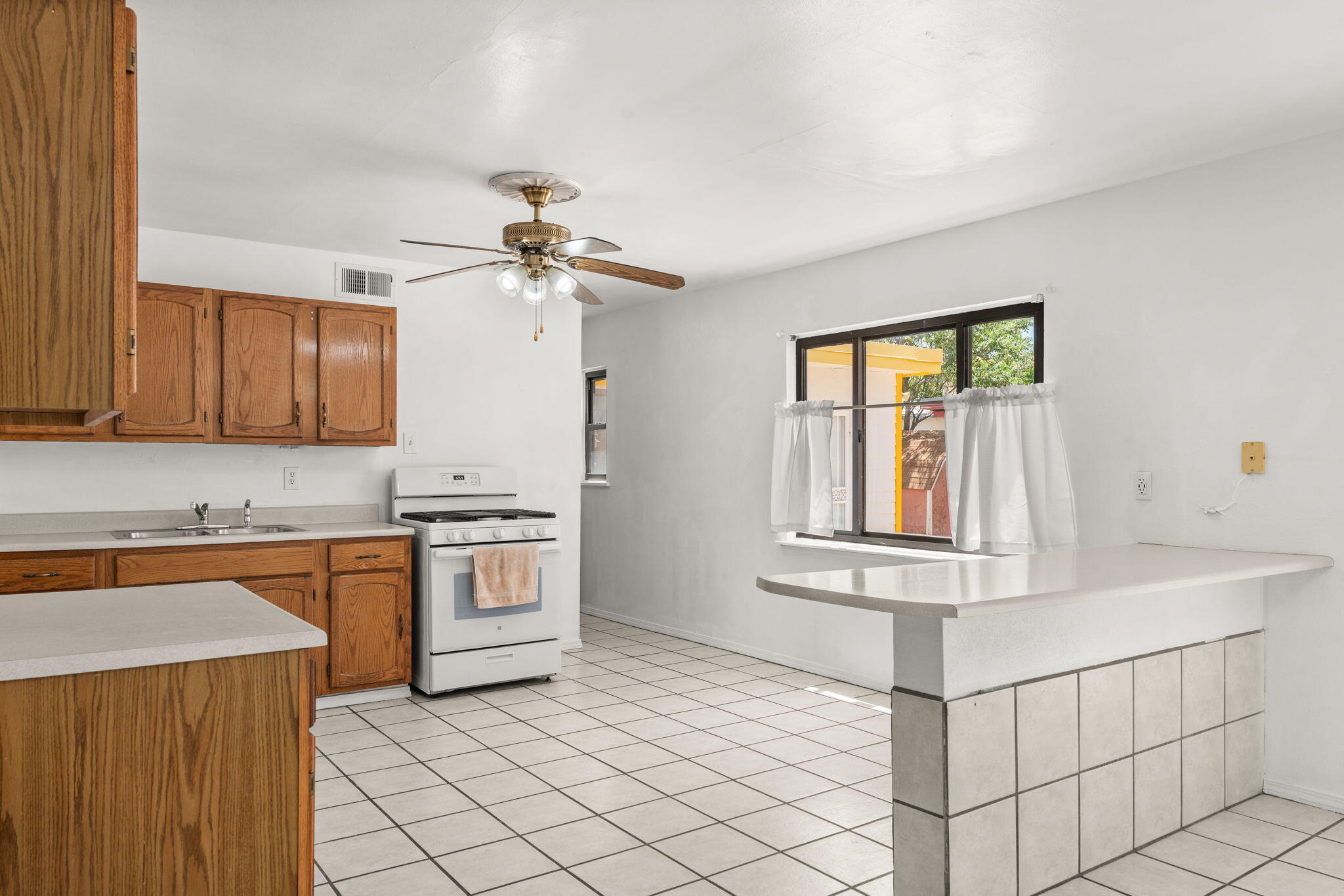 4908 PALO DURO Avenue NE