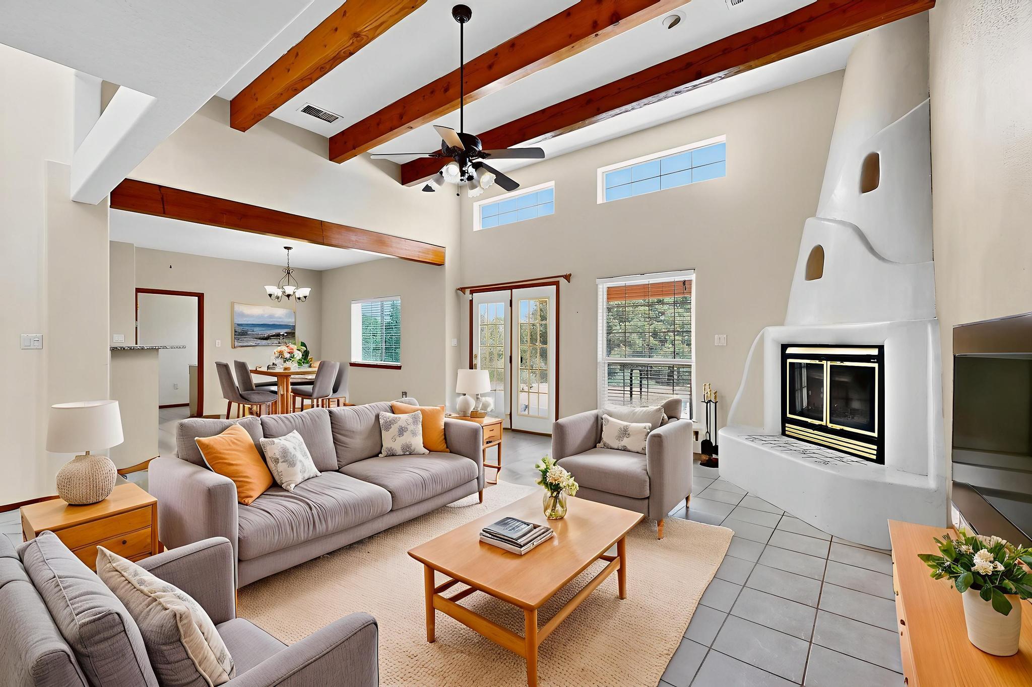 6 WESTERN SADDLE Drive