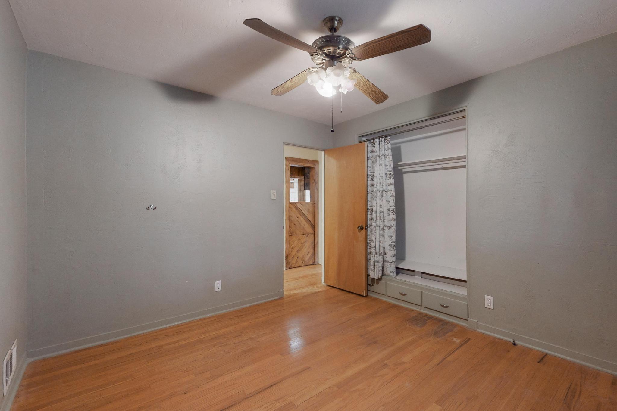 805 FLORIDA Street SE