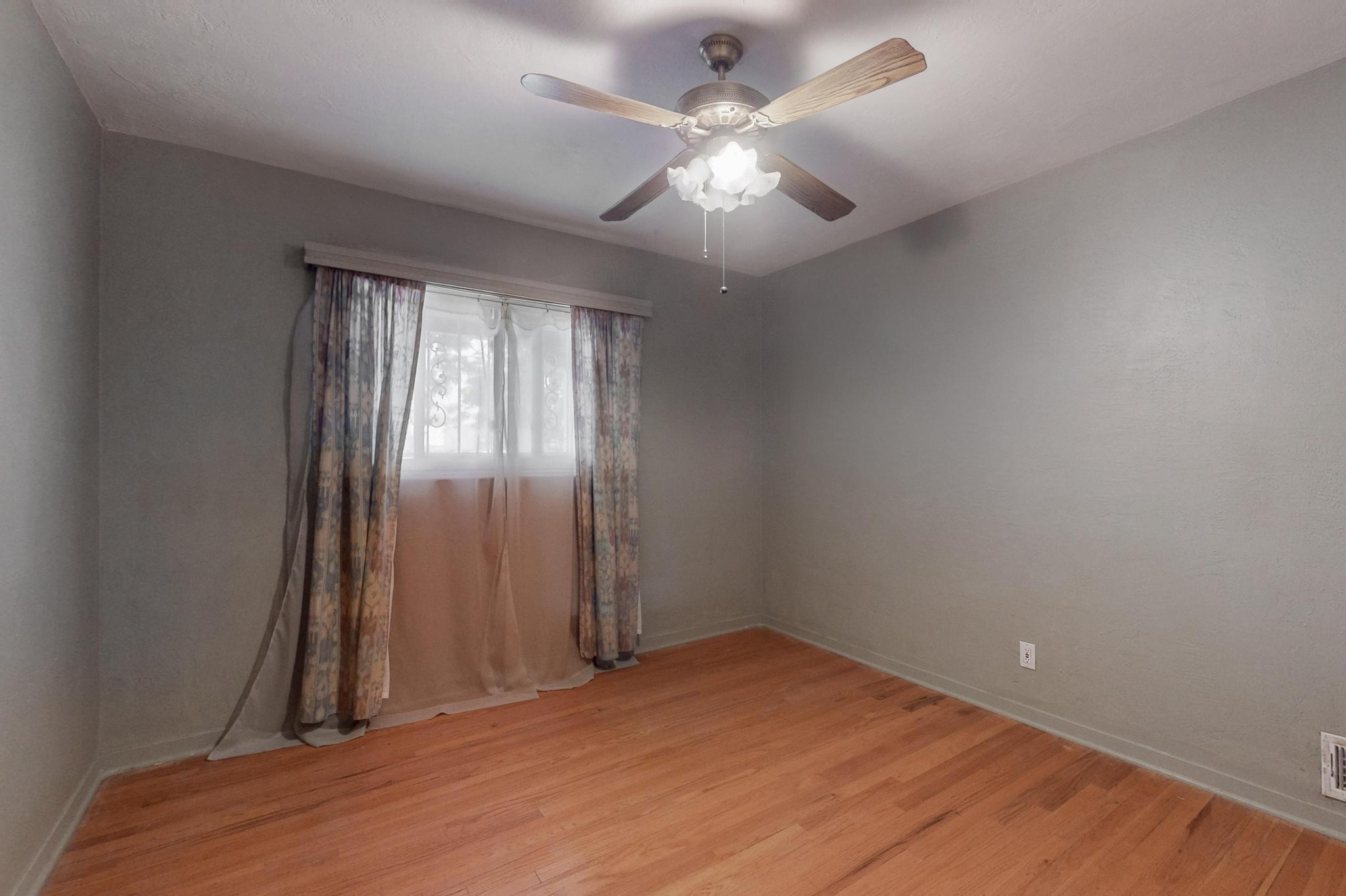 805 FLORIDA Street SE