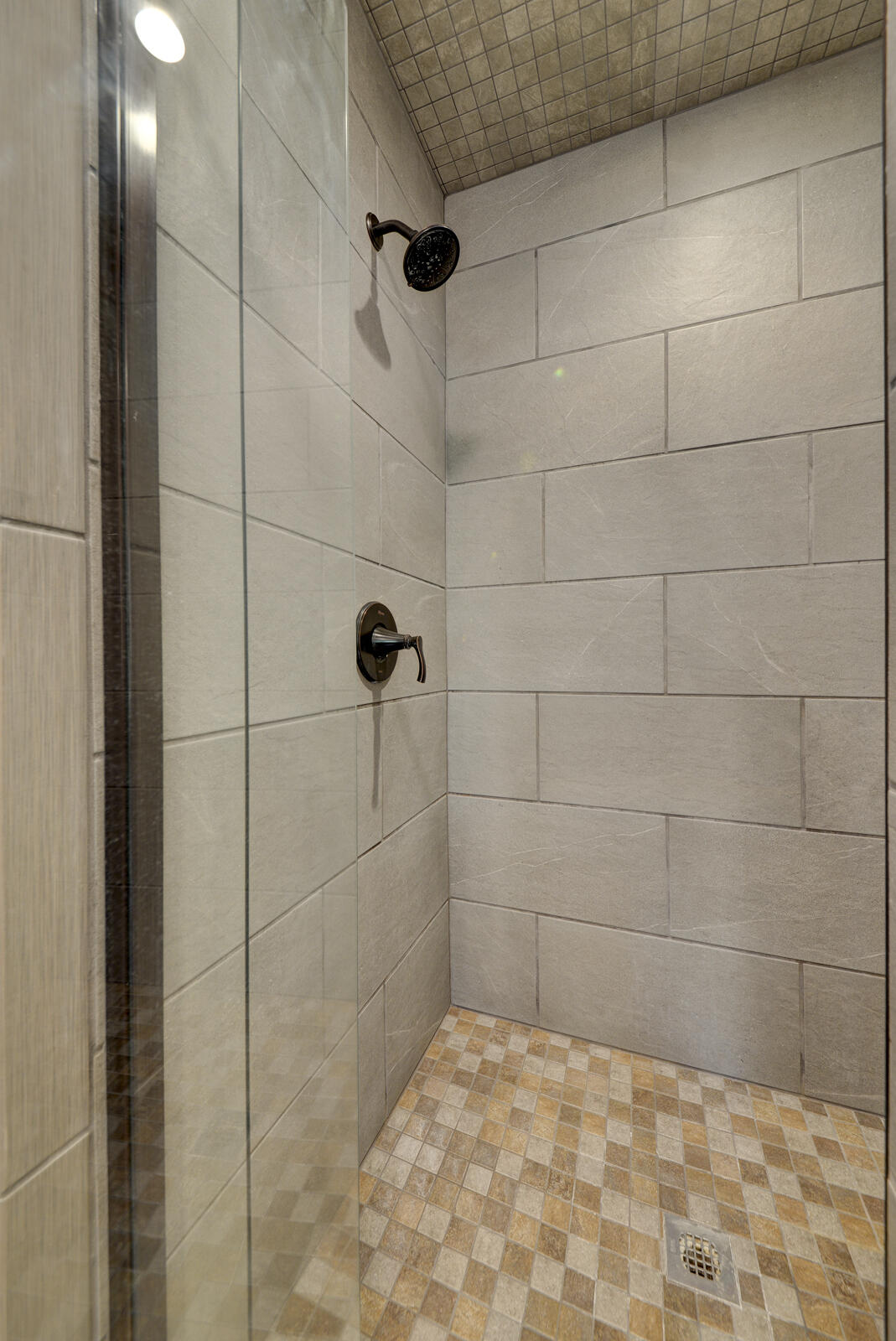 7520 ROSETTE Drive NW