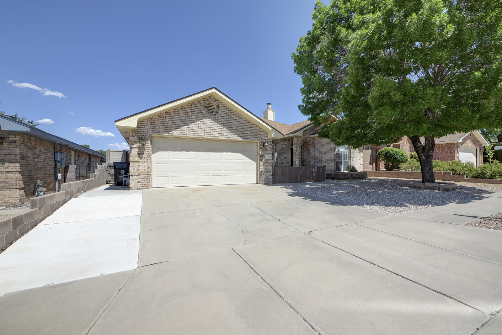 7520 ROSETTE Drive NW