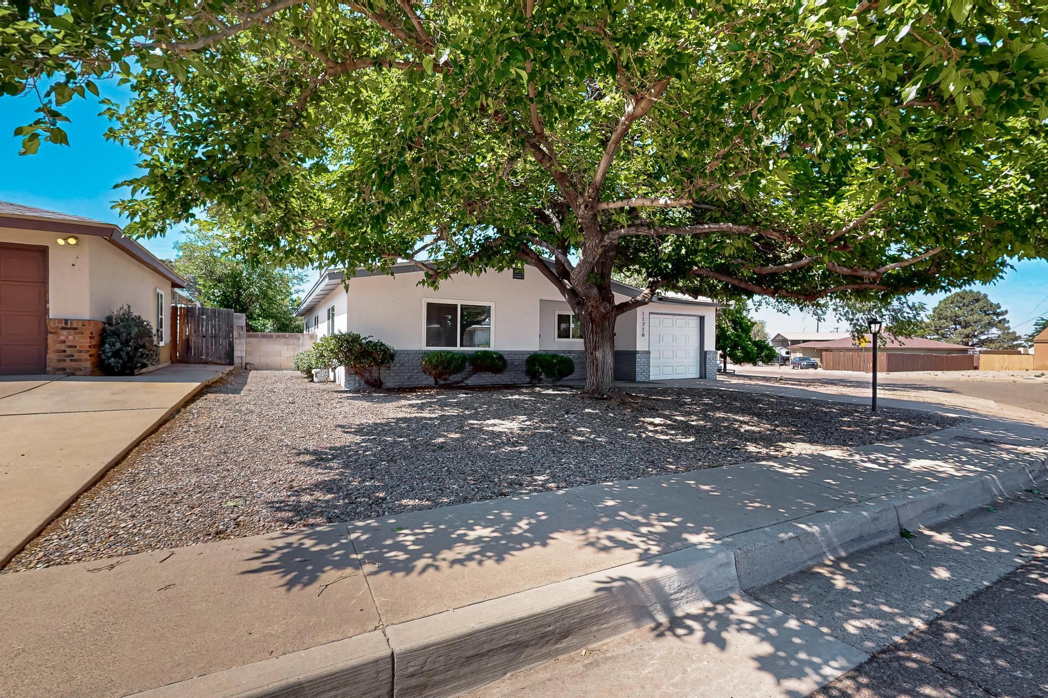 11716 COPPER Place NE