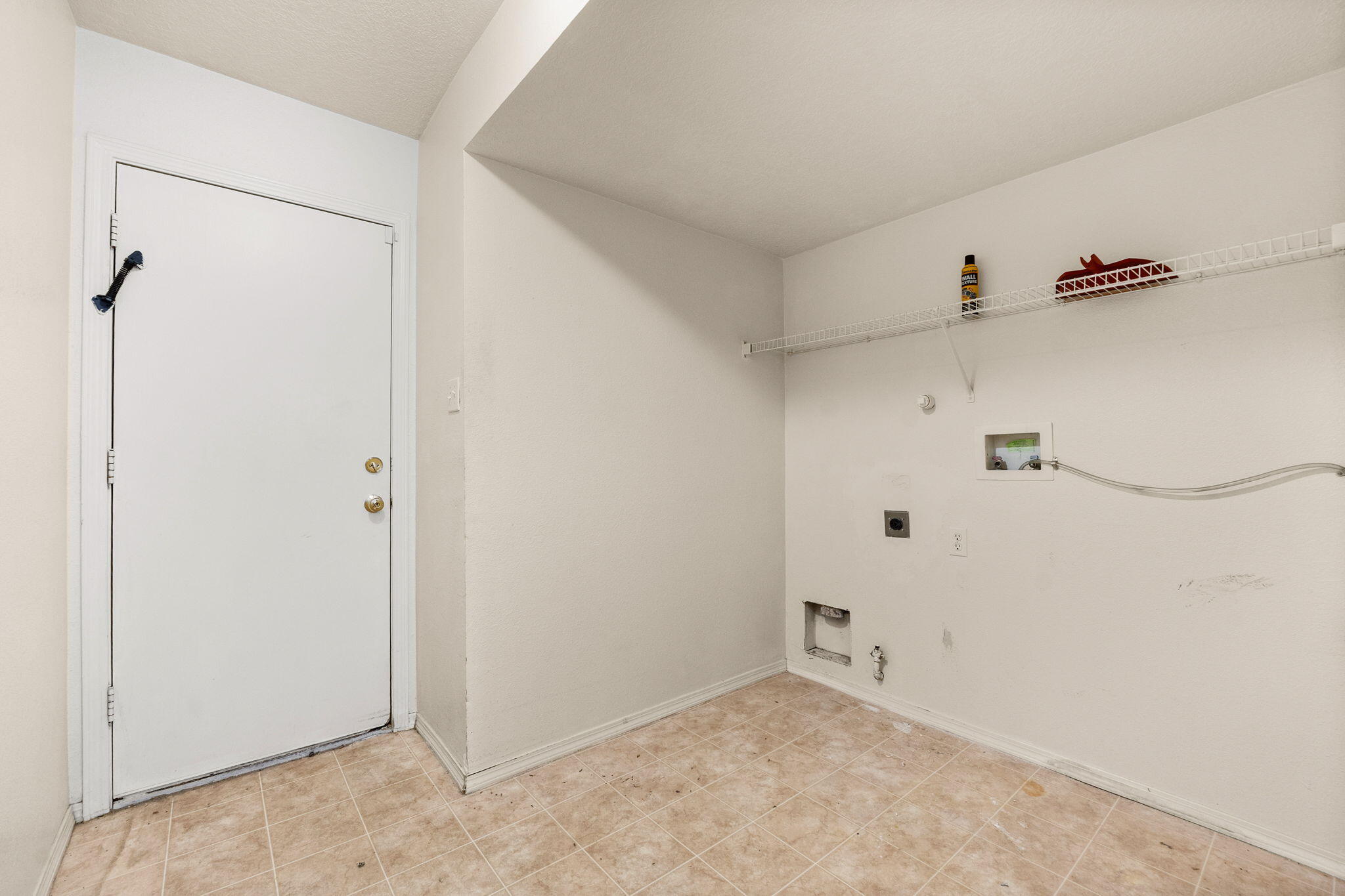 6008 BURGOS Avenue NW