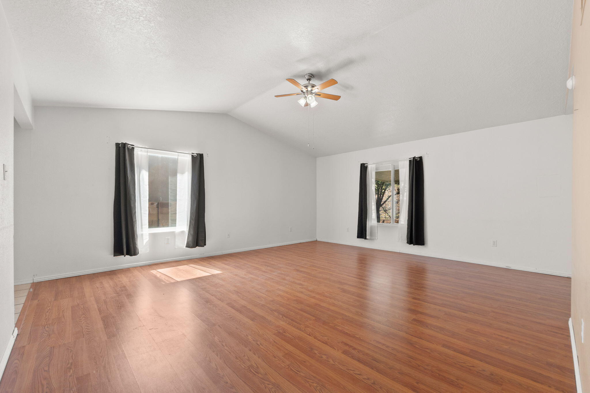 6008 BURGOS Avenue NW