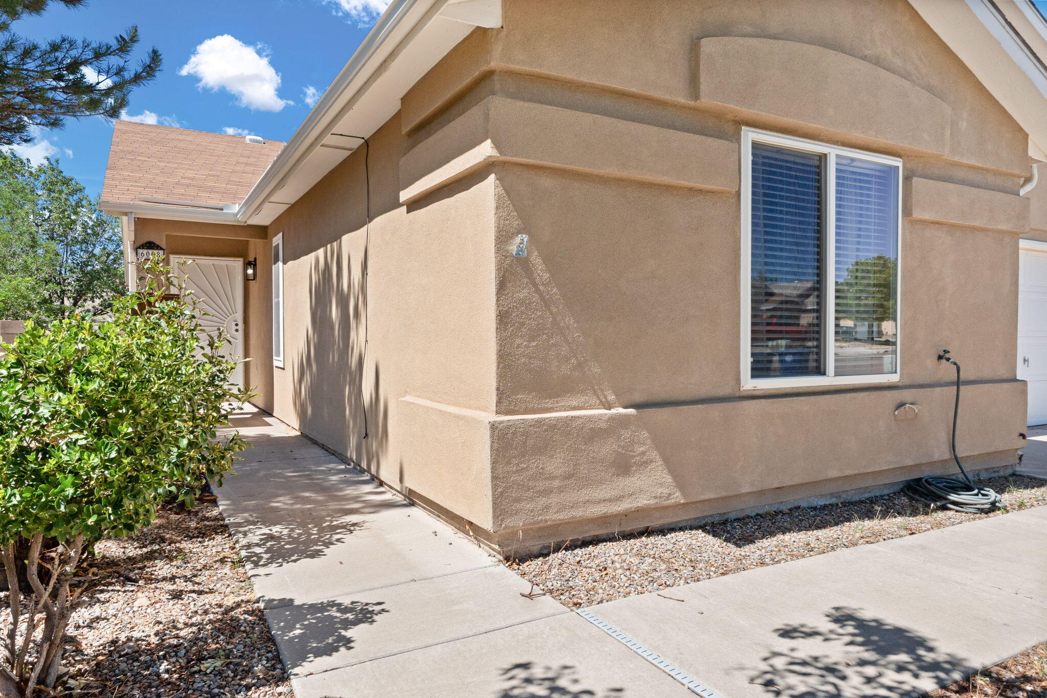 6008 BURGOS Avenue NW