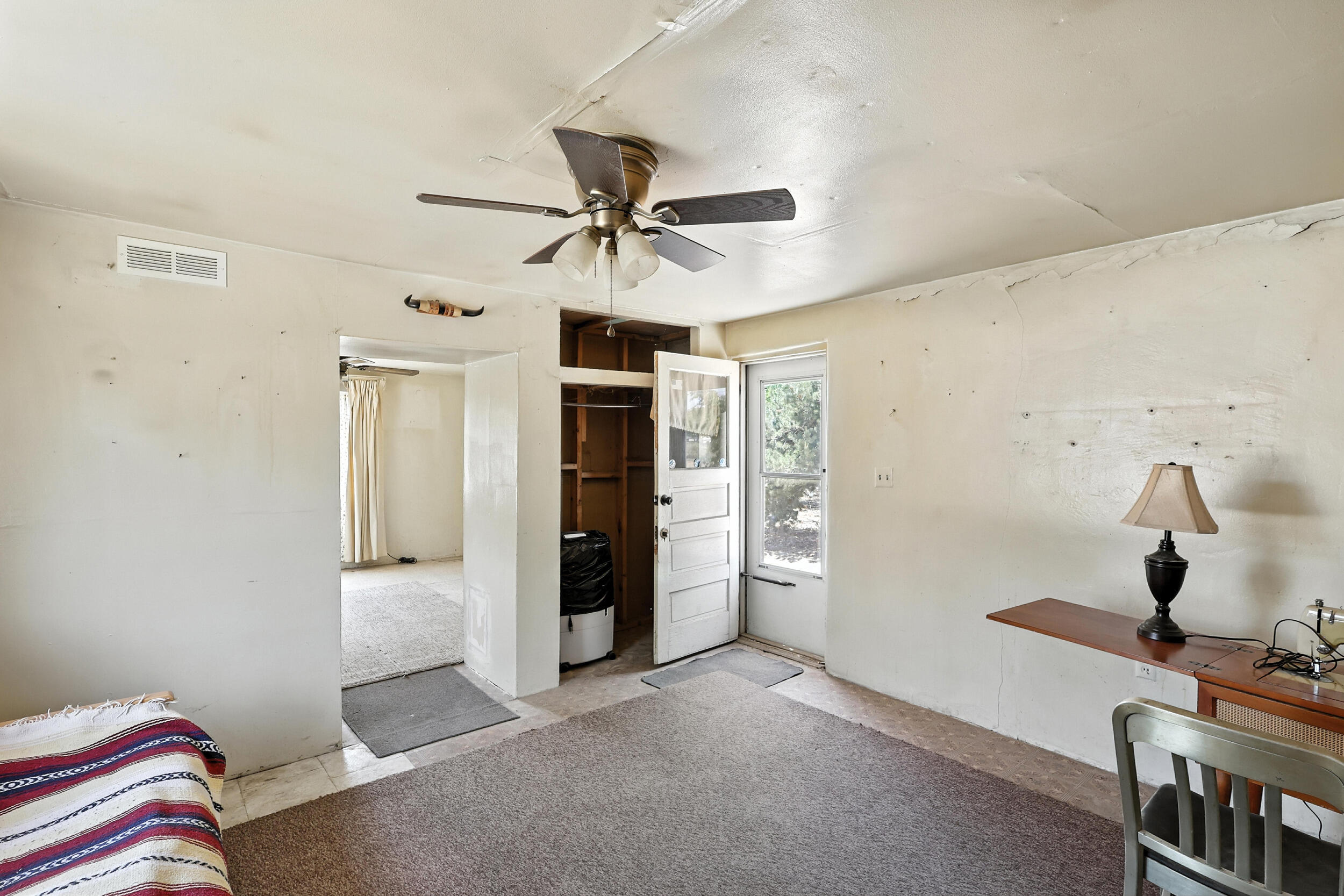 921 Frances Lane
